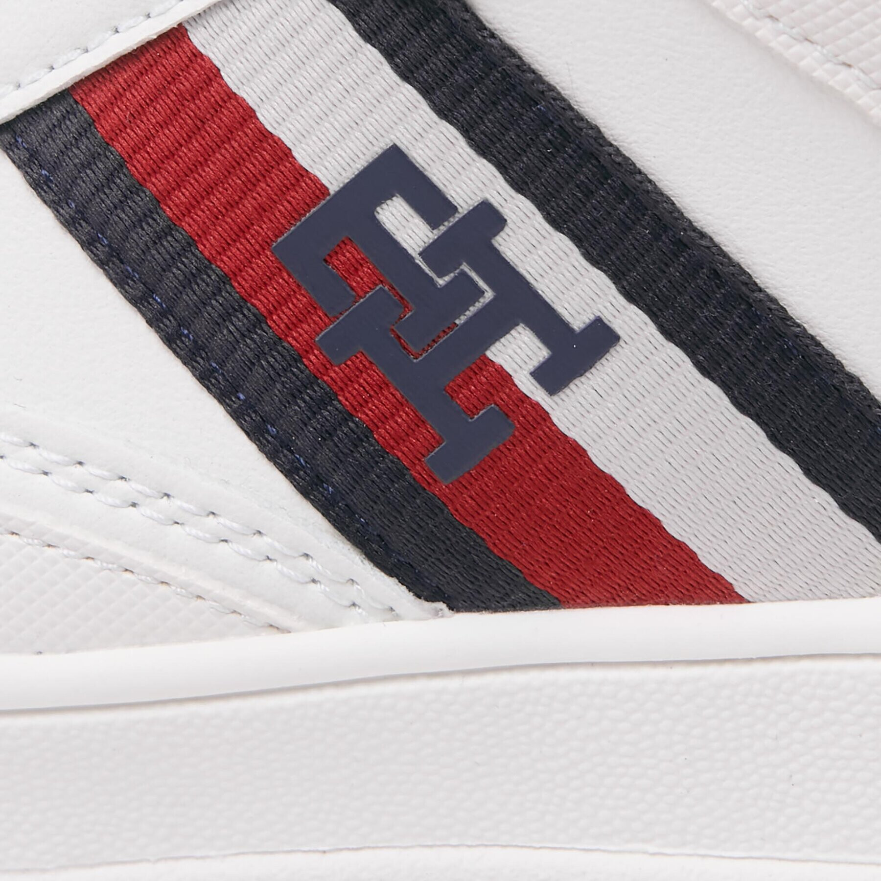 Tommy Hilfiger Сникърси T3X9-33121-1355A473 M Бял - Pepit.bg