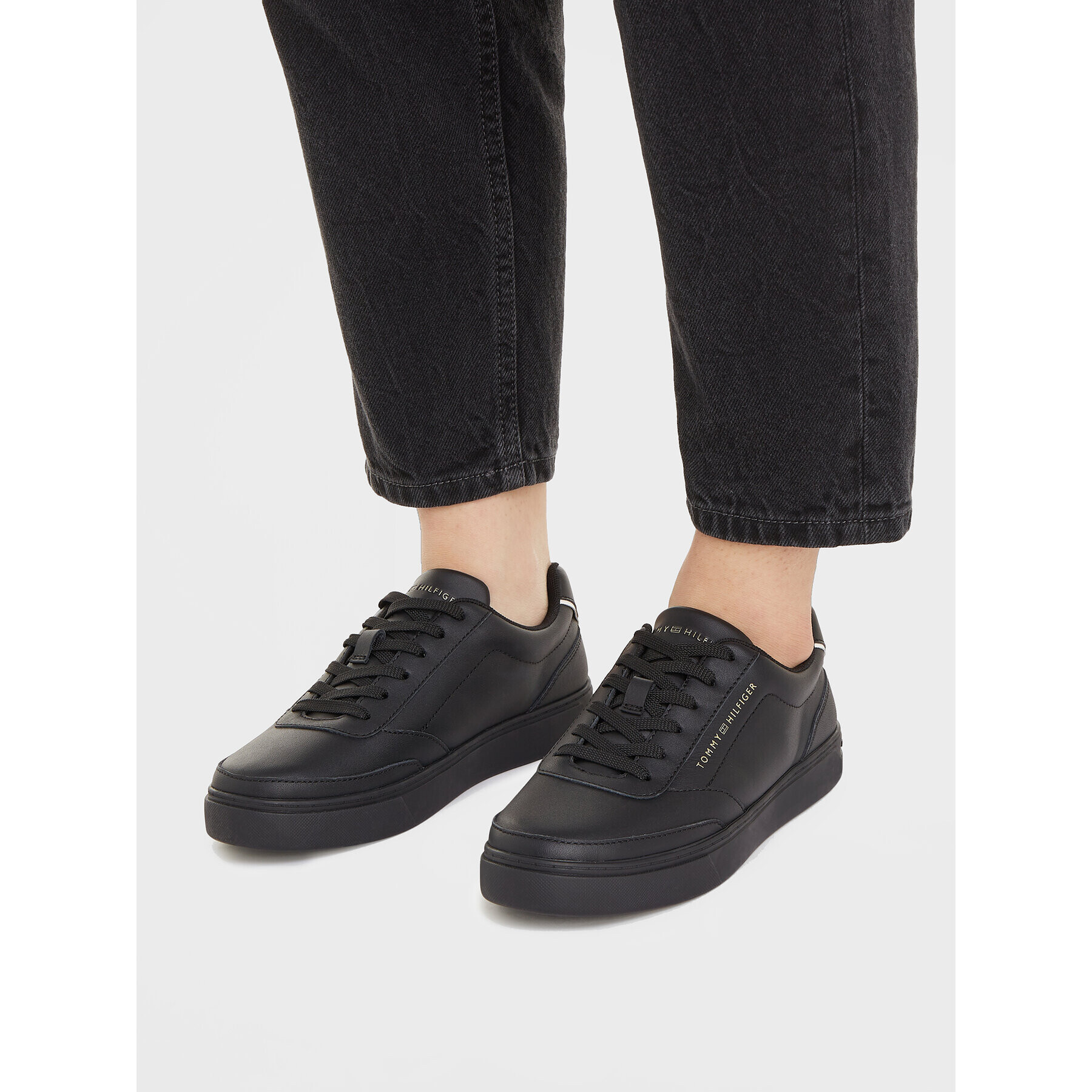 Tommy Hilfiger Сникърси Th Elevated Classic Sneaker FW0FW07567 Черен - Pepit.bg