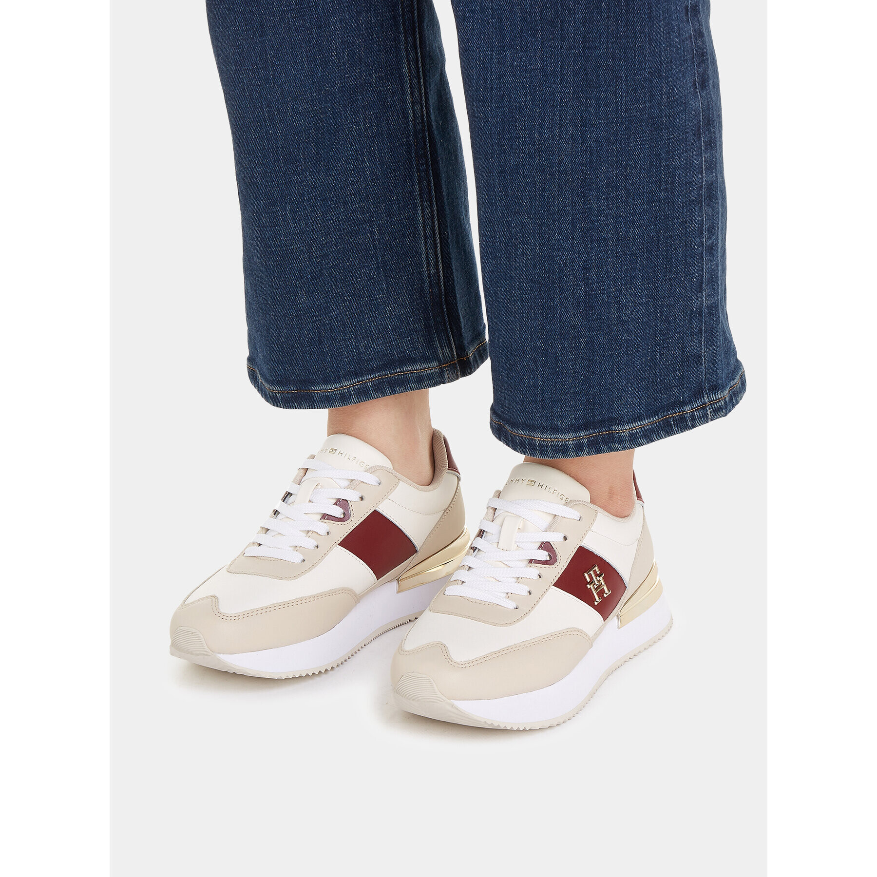 Tommy Hilfiger Сникърси Th Elevated Feminine Runner Gld FW0FW07306 Бял - Pepit.bg