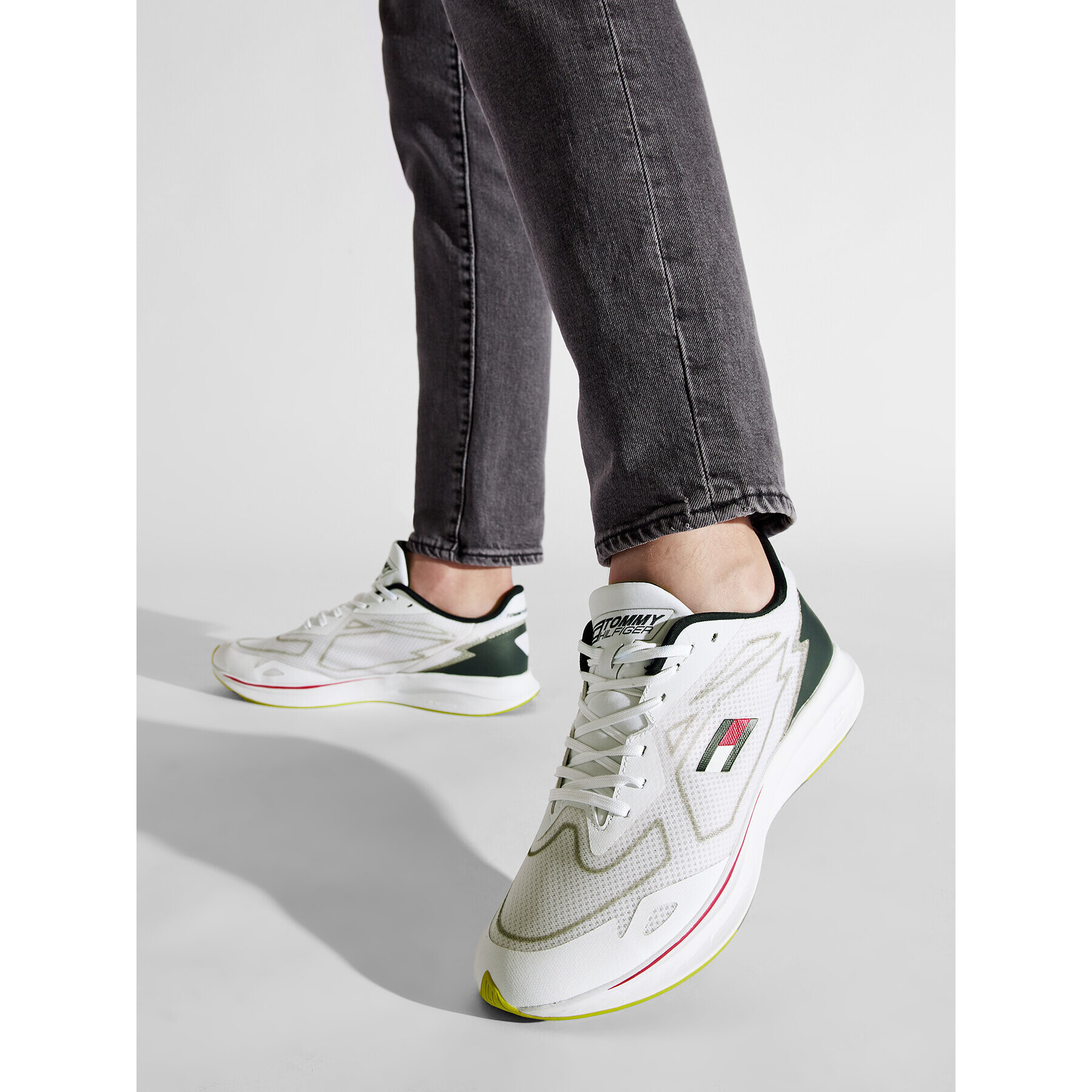 Tommy Hilfiger Сникърси Ts Sleek 1 FD0FD00034 Бял - Pepit.bg