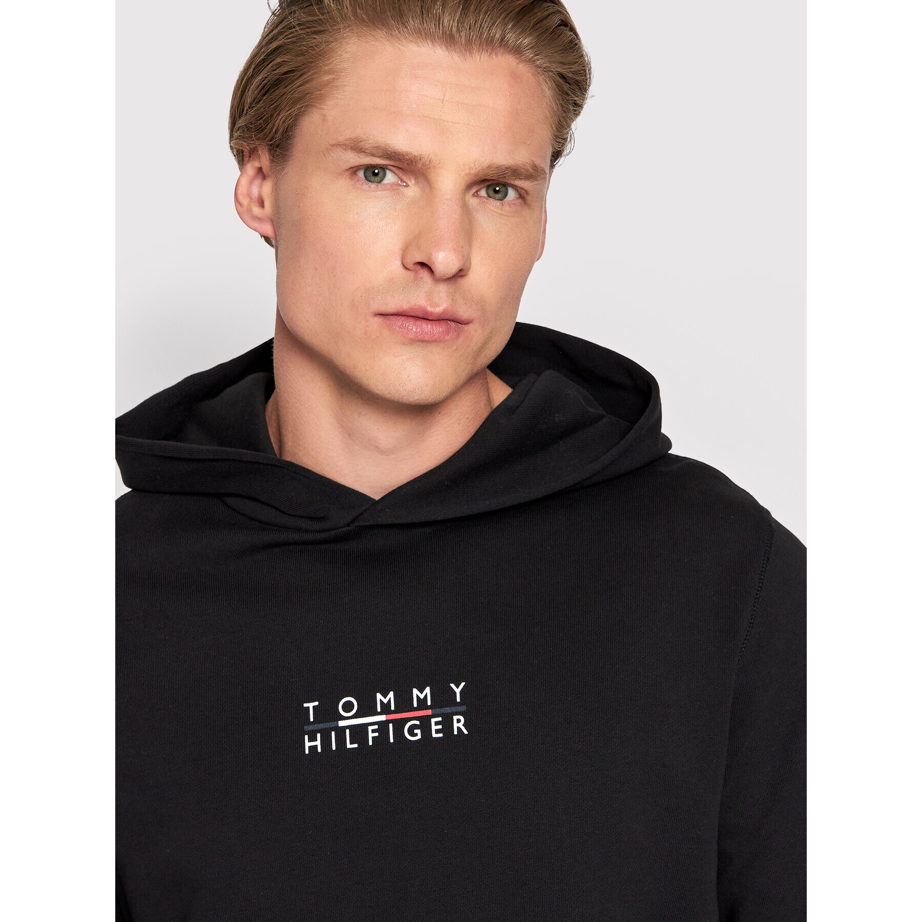 Tommy Hilfiger Спортен екип Square Logo MW0MW26885 Черен Regular Fit - Pepit.bg