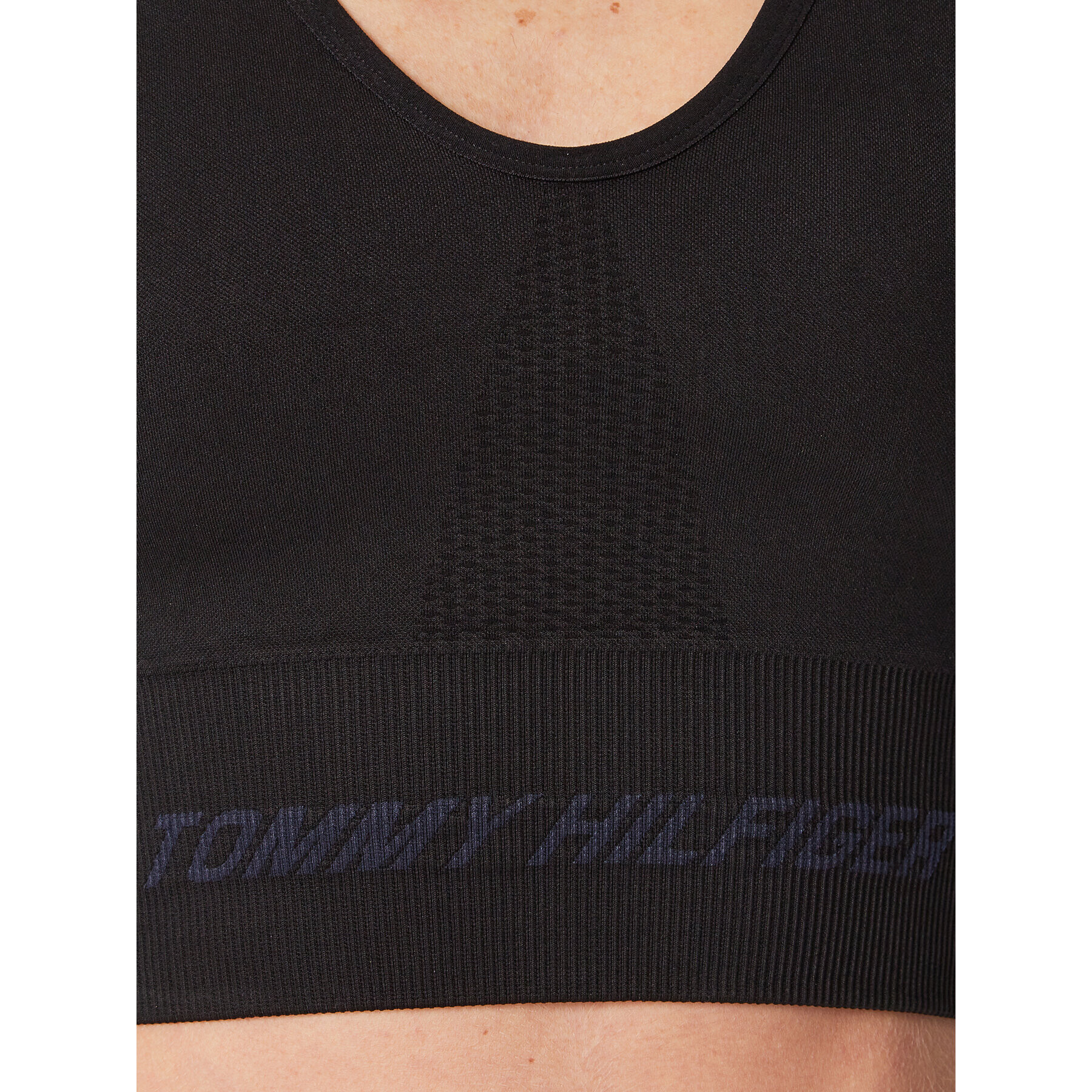 Tommy Hilfiger Спортен сутиен Intensity Shiny Seamless S10S101471 Черен - Pepit.bg