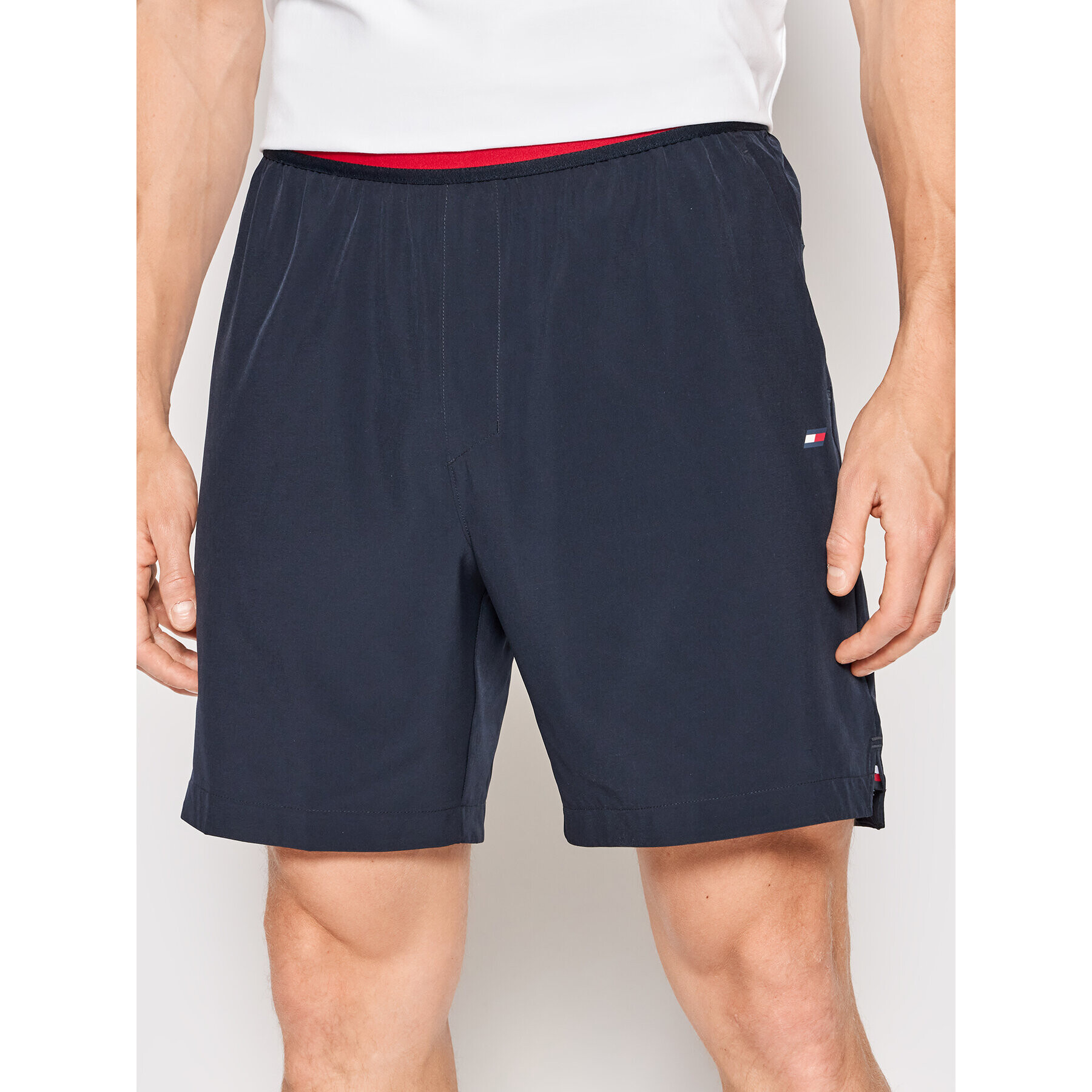 Tommy Hilfiger Спортни шорти Essential Training MW0MW22881 Тъмносин Regular Fit - Pepit.bg