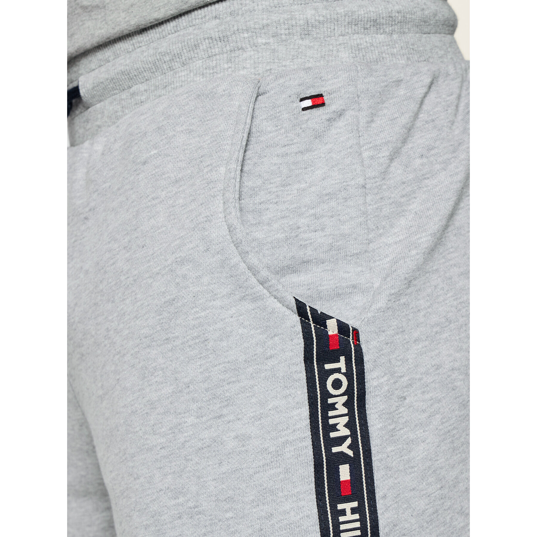 Tommy Hilfiger Спортни шорти Short Hwk UM0UM00707 Сив Regular Fit - Pepit.bg