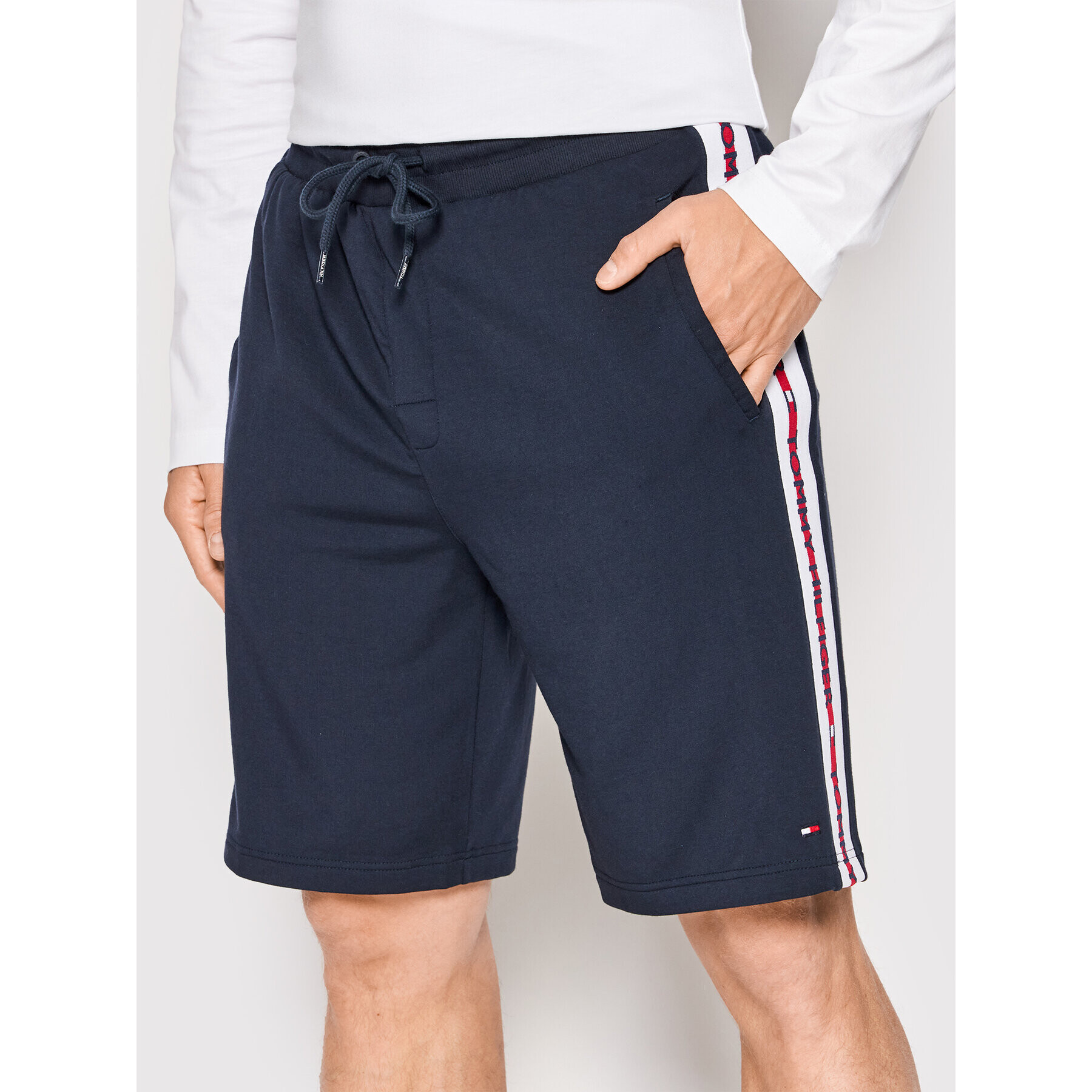 Tommy Hilfiger Спортни шорти Track UM0UM01938 Тъмносин Regular Fit - Pepit.bg