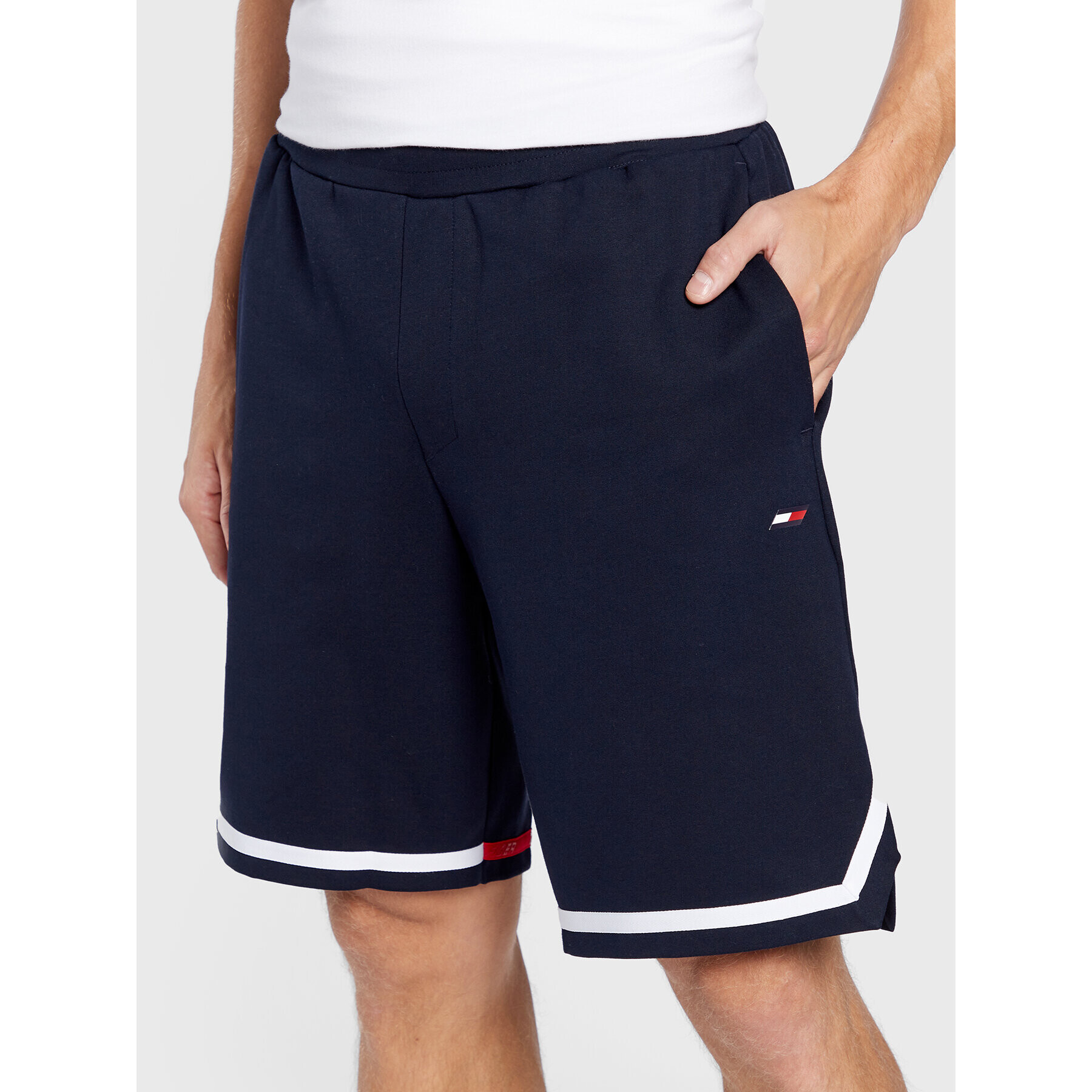 Tommy Hilfiger Спортни шорти Trim MW0MW27556 Тъмносин Regular Fit - Pepit.bg