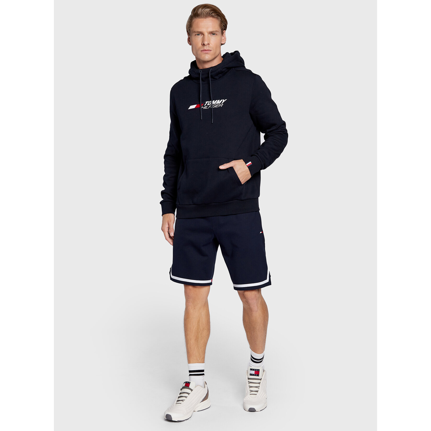 Tommy Hilfiger Спортни шорти Trim MW0MW27556 Тъмносин Regular Fit - Pepit.bg