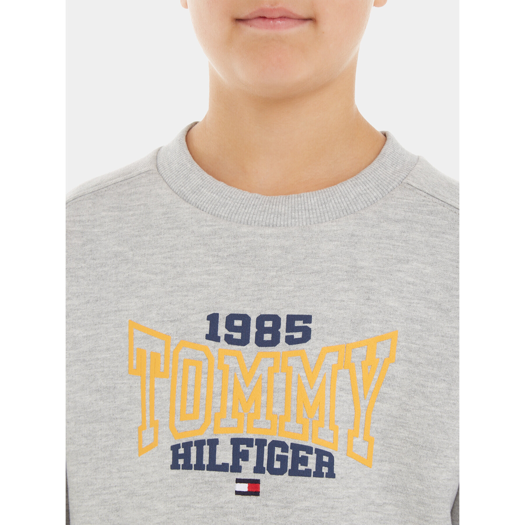 Tommy Hilfiger Суитшърт 1985 Varsity KB0KB08301 D Сив Regular Fit - Pepit.bg