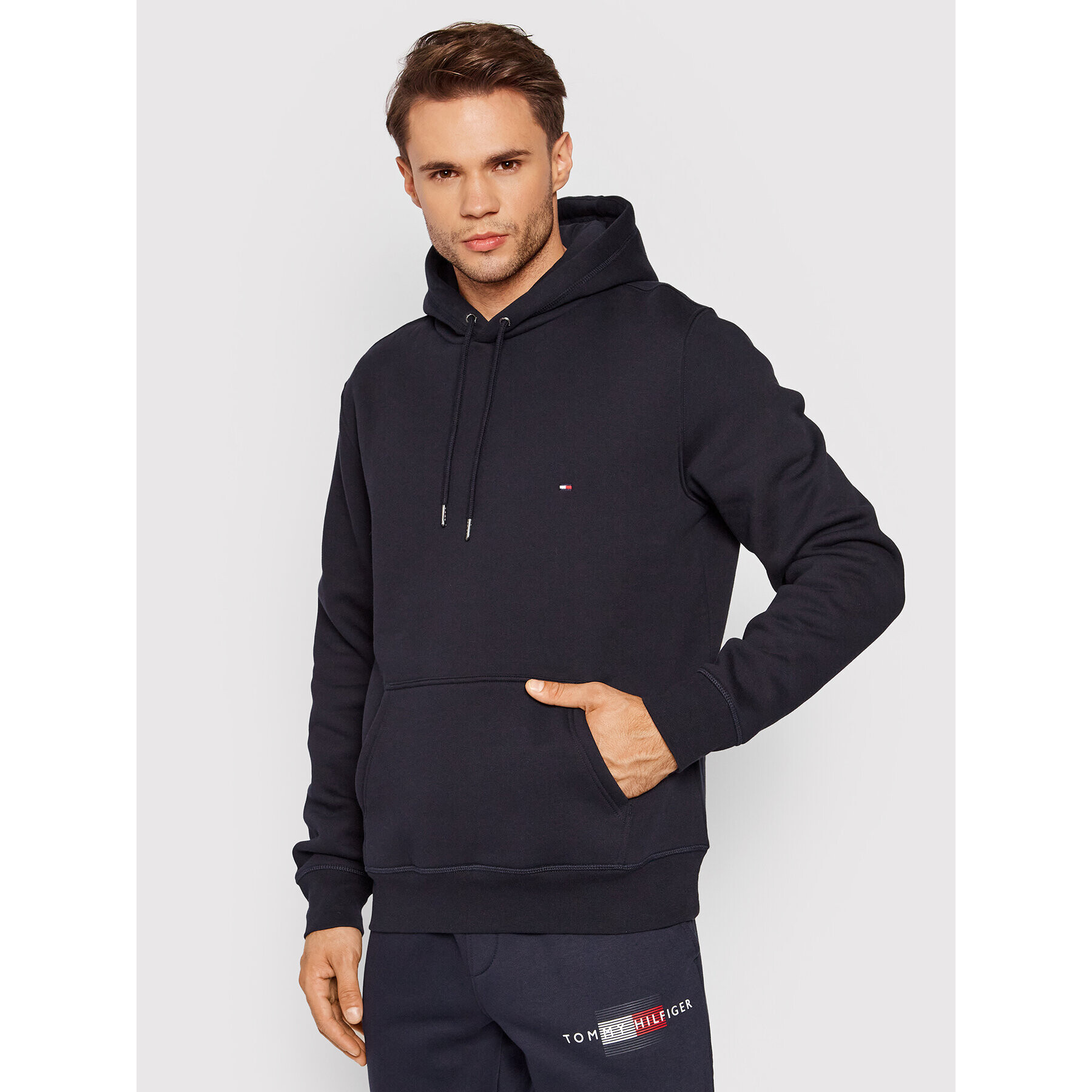 Tommy Hilfiger Суитшърт Basic Flag MW0MW17022 Тъмносин Regular Fit - Pepit.bg