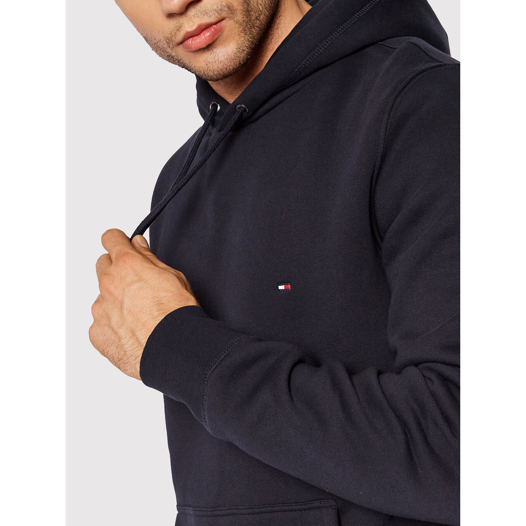 Tommy Hilfiger Суитшърт Basic Flag MW0MW17022 Тъмносин Regular Fit - Pepit.bg