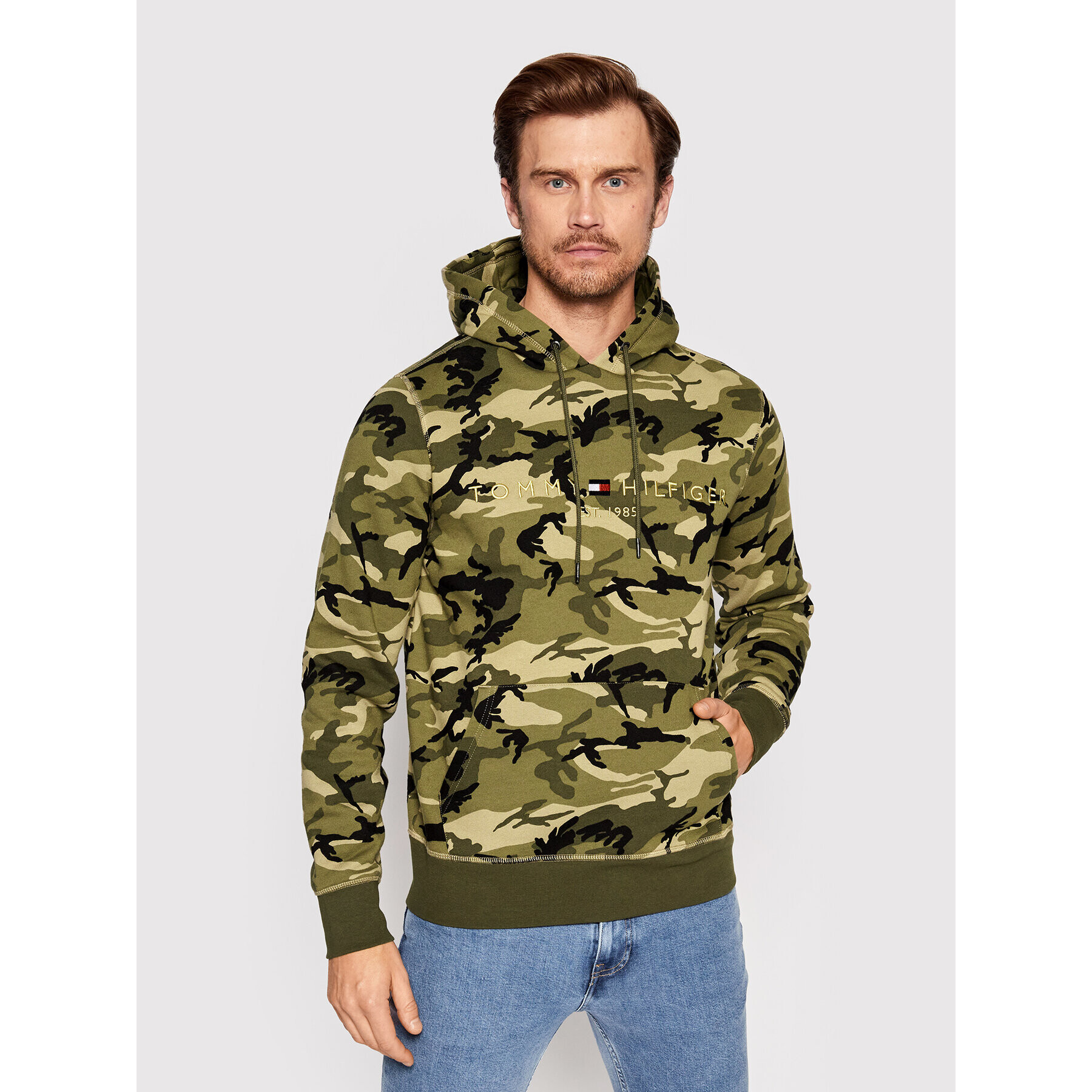 Tommy Hilfiger Суитшърт Camo Logo MW0MW24151 Зелен Regular Fit - Pepit.bg