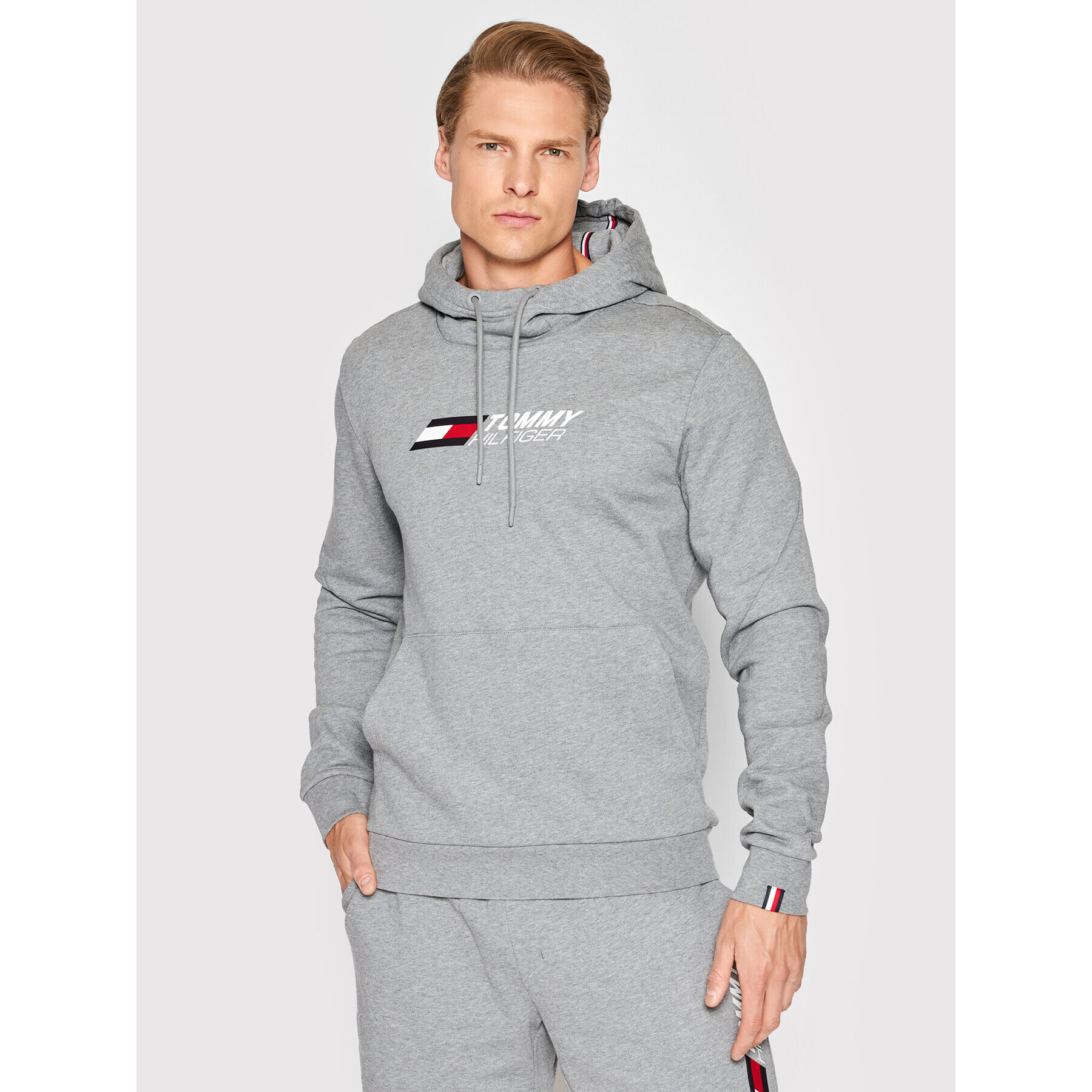 Tommy Hilfiger Суитшърт Essentials MW0MW22742 Сив Regular Fit - Pepit.bg