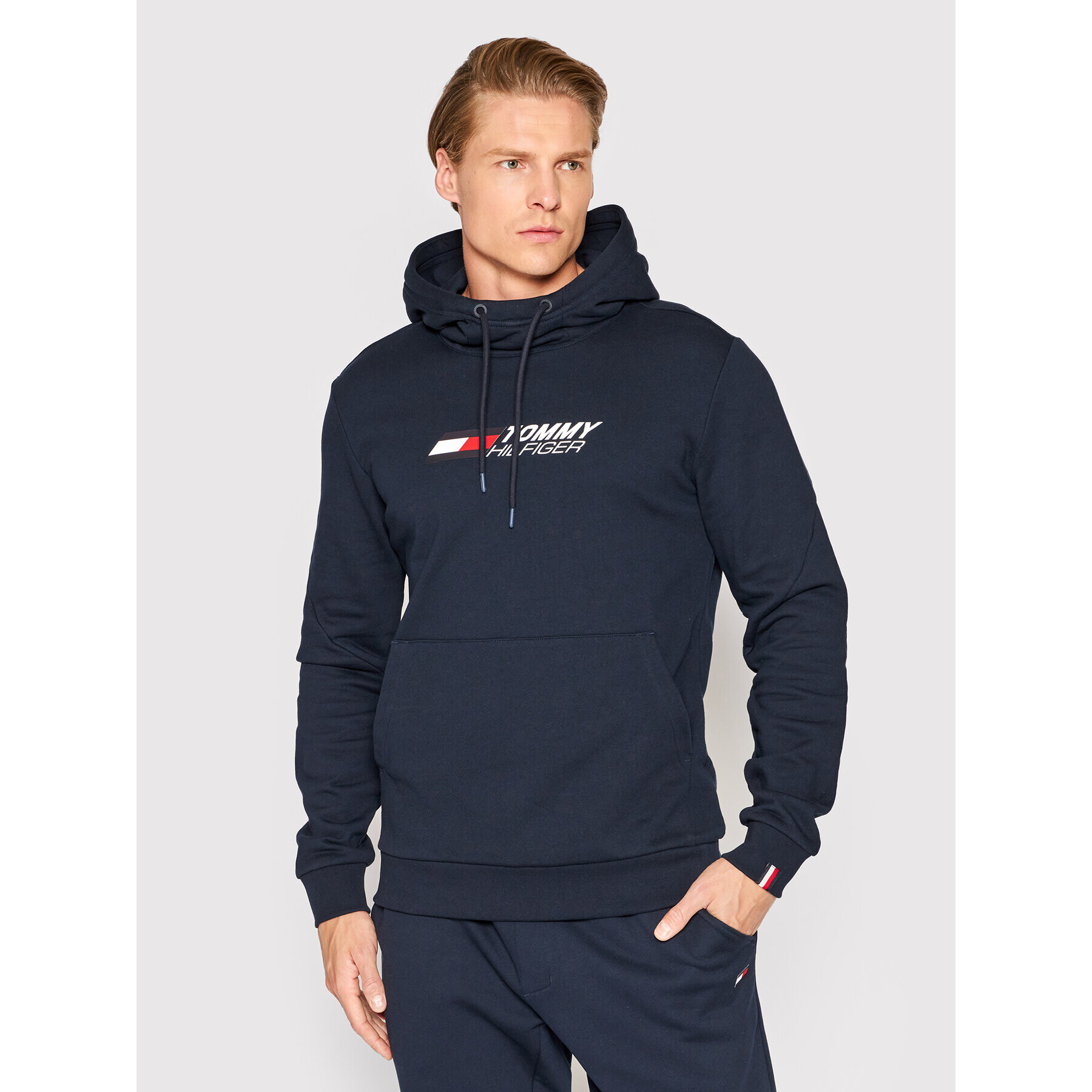 Tommy Hilfiger Суитшърт Essentials MW0MW22742 Тъмносин Regular Fit - Pepit.bg