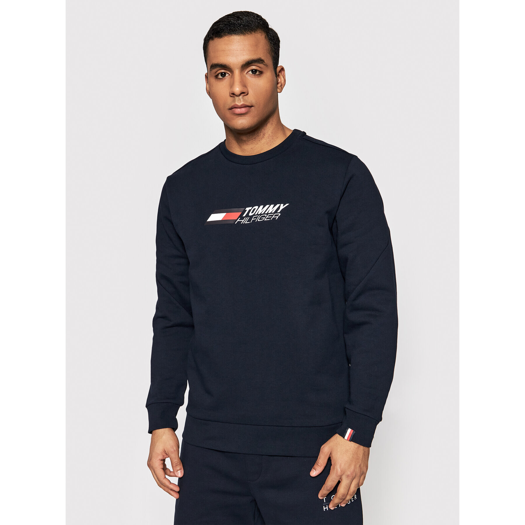 Tommy Hilfiger Суитшърт Essentials MW0MW22744 Тъмносин Regular Fit - Pepit.bg