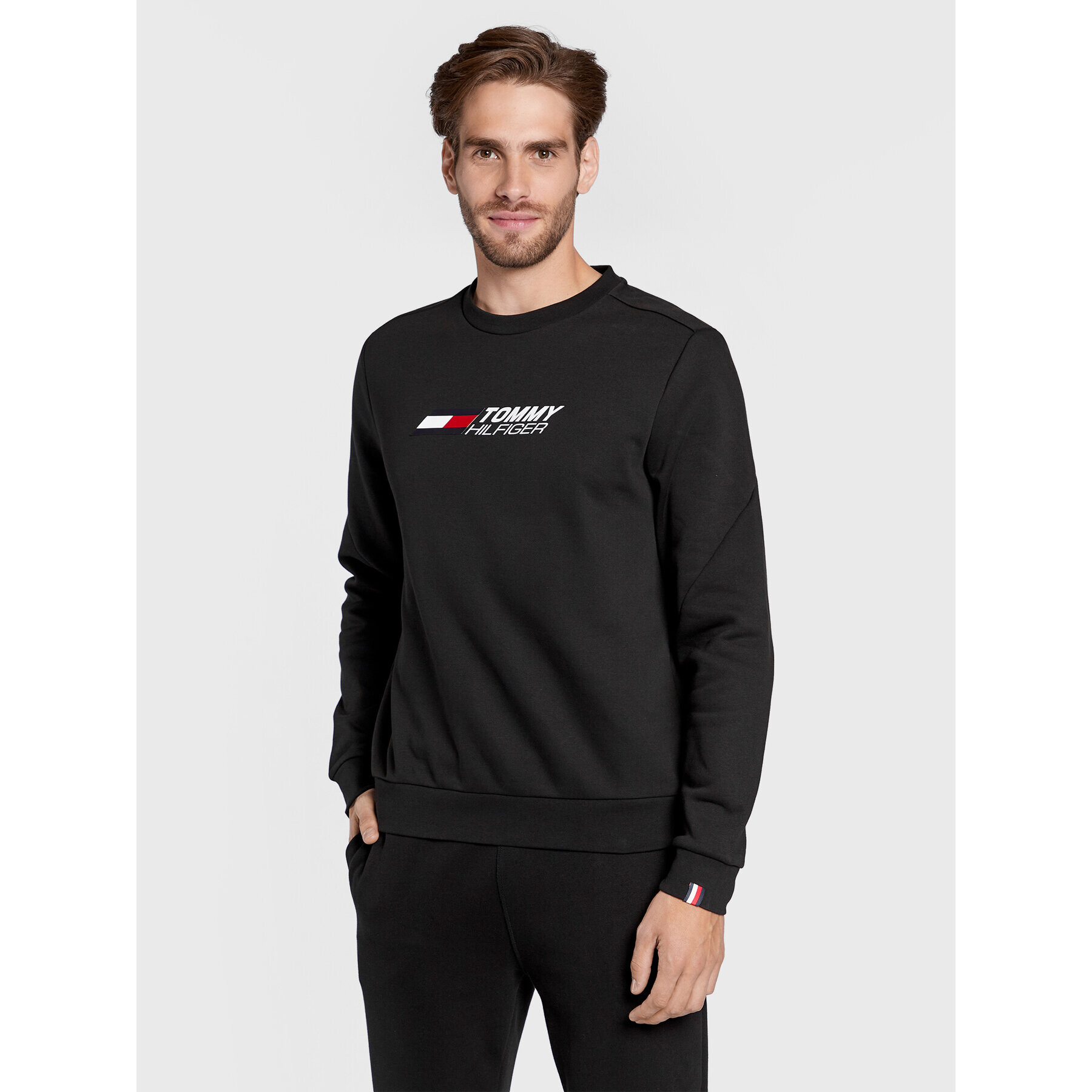 Tommy Hilfiger Суитшърт Essentials MW0MW27928 Черен Regular Fit - Pepit.bg