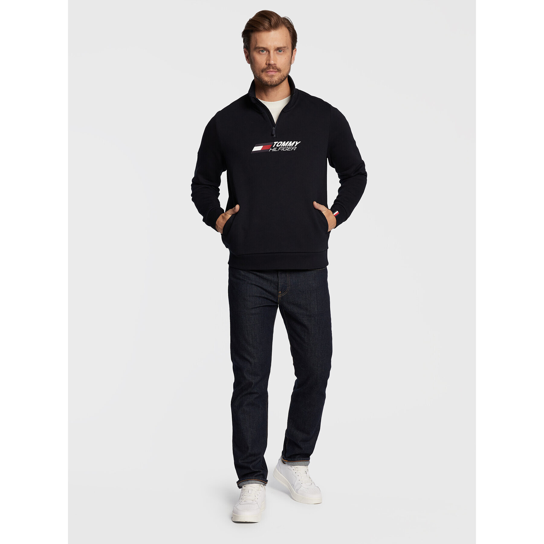 Tommy Hilfiger Суитшърт Essentials MW0MW27929 Тъмносин Regular Fit - Pepit.bg