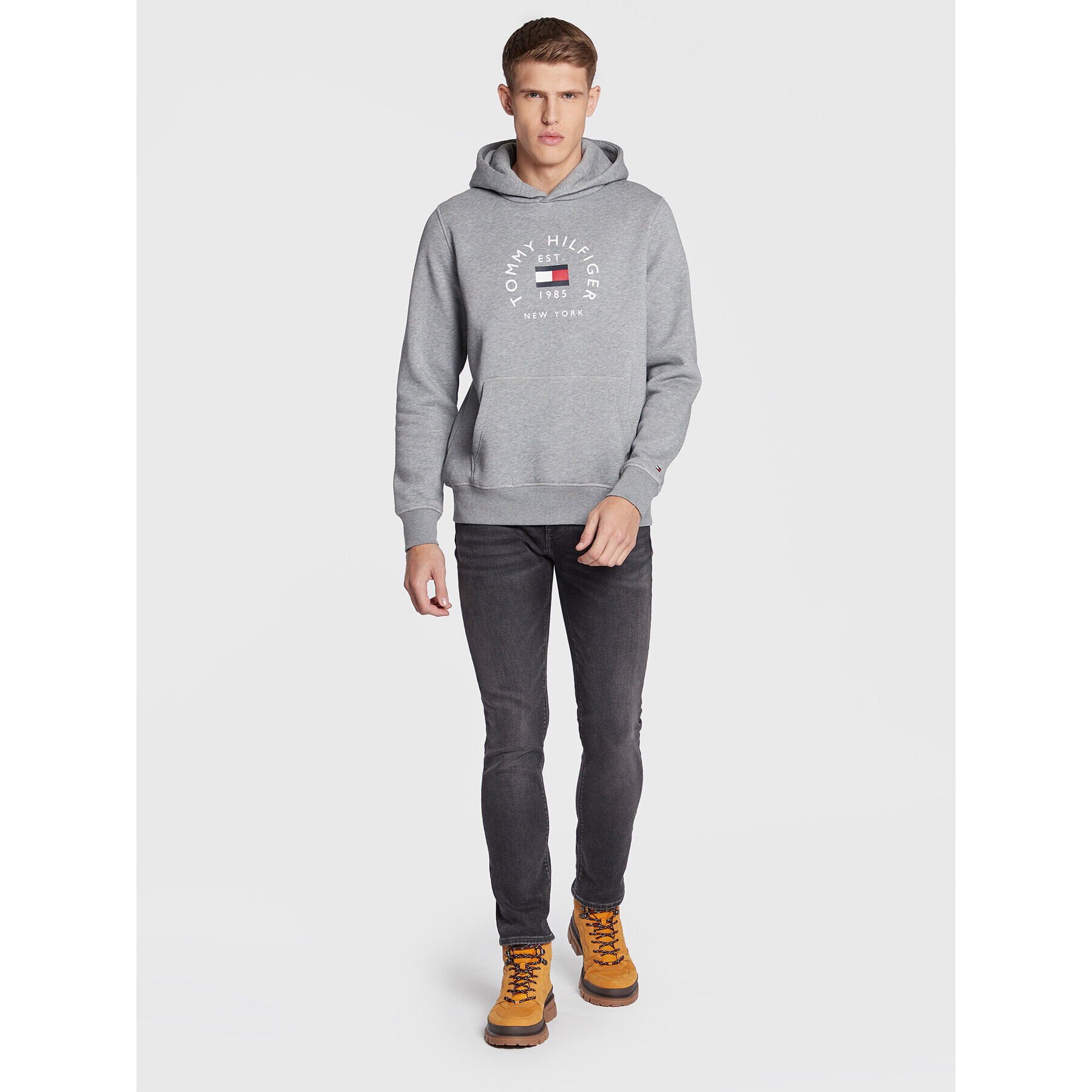 Tommy Hilfiger Суитшърт Flag Arch MW0MW27842 Сив Regular Fit - Pepit.bg