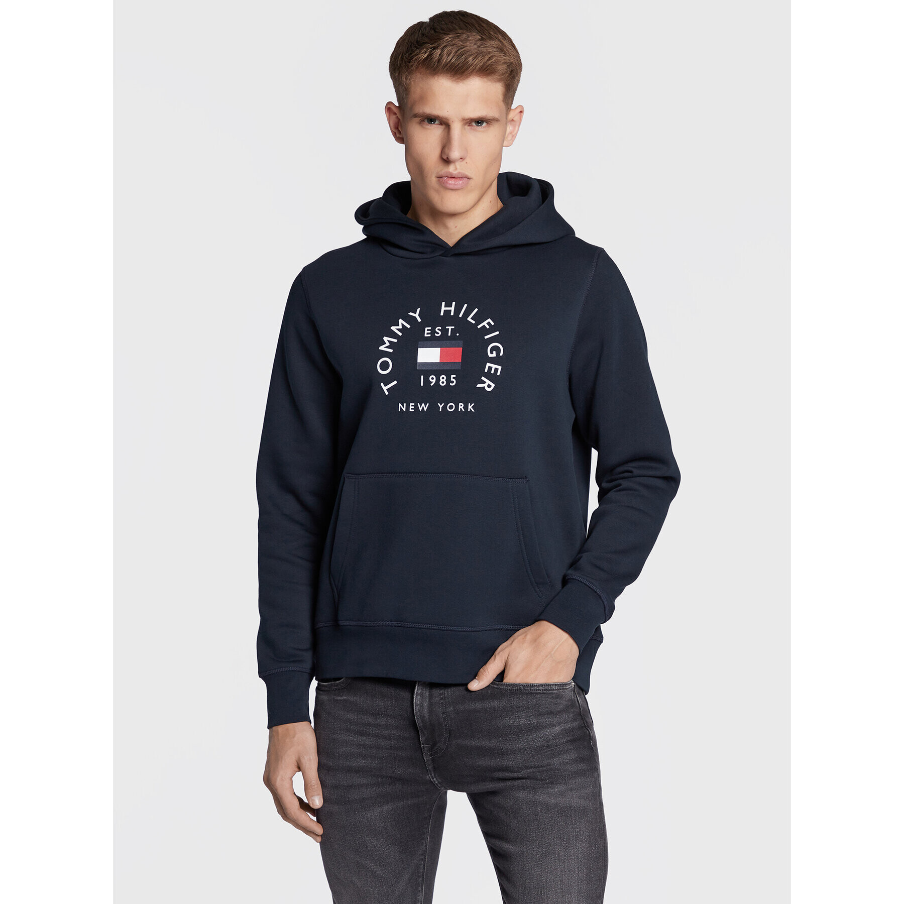 Tommy Hilfiger Суитшърт Flag Arch MW0MW27842 Тъмносин Regular Fit - Pepit.bg