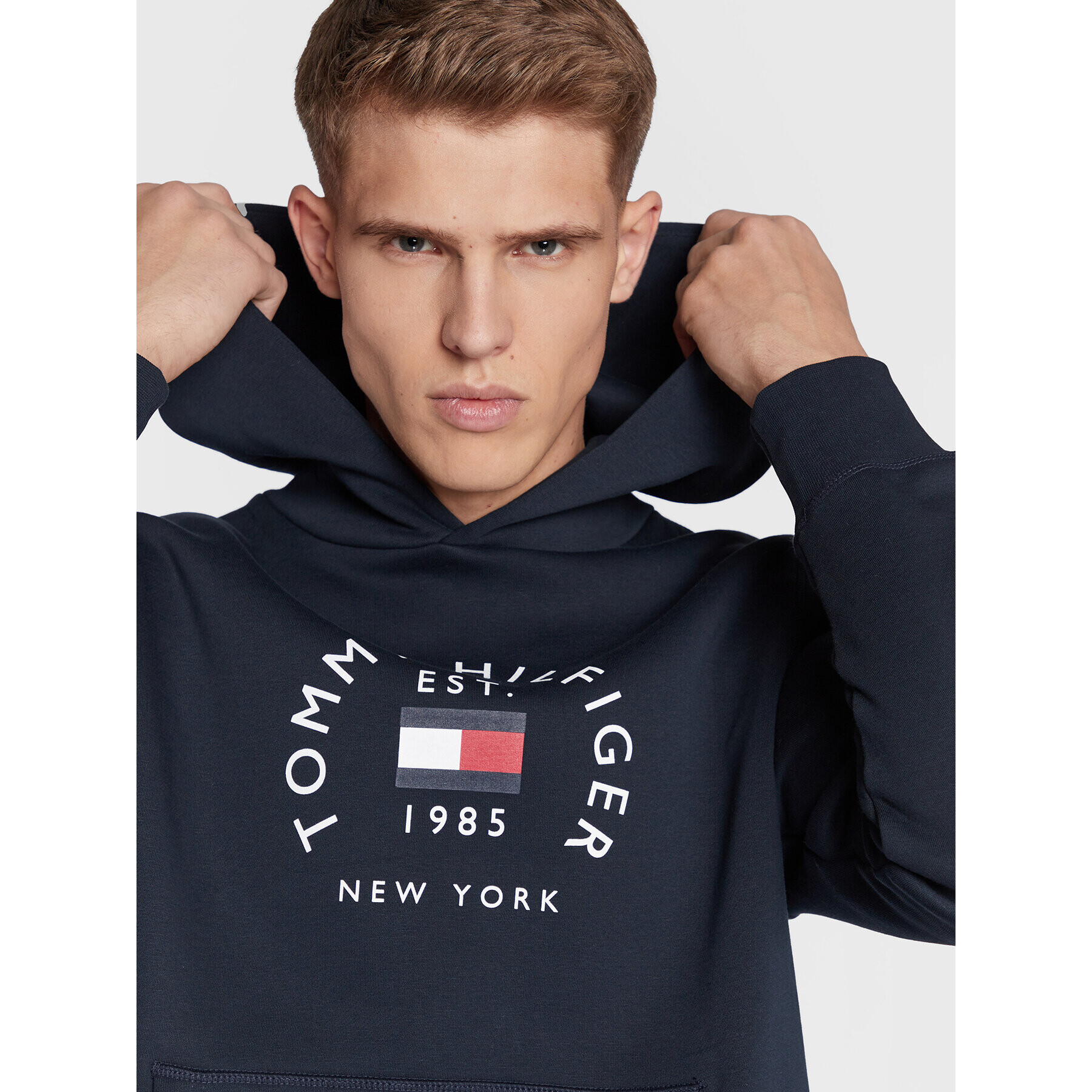 Tommy Hilfiger Суитшърт Flag Arch MW0MW27842 Тъмносин Regular Fit - Pepit.bg