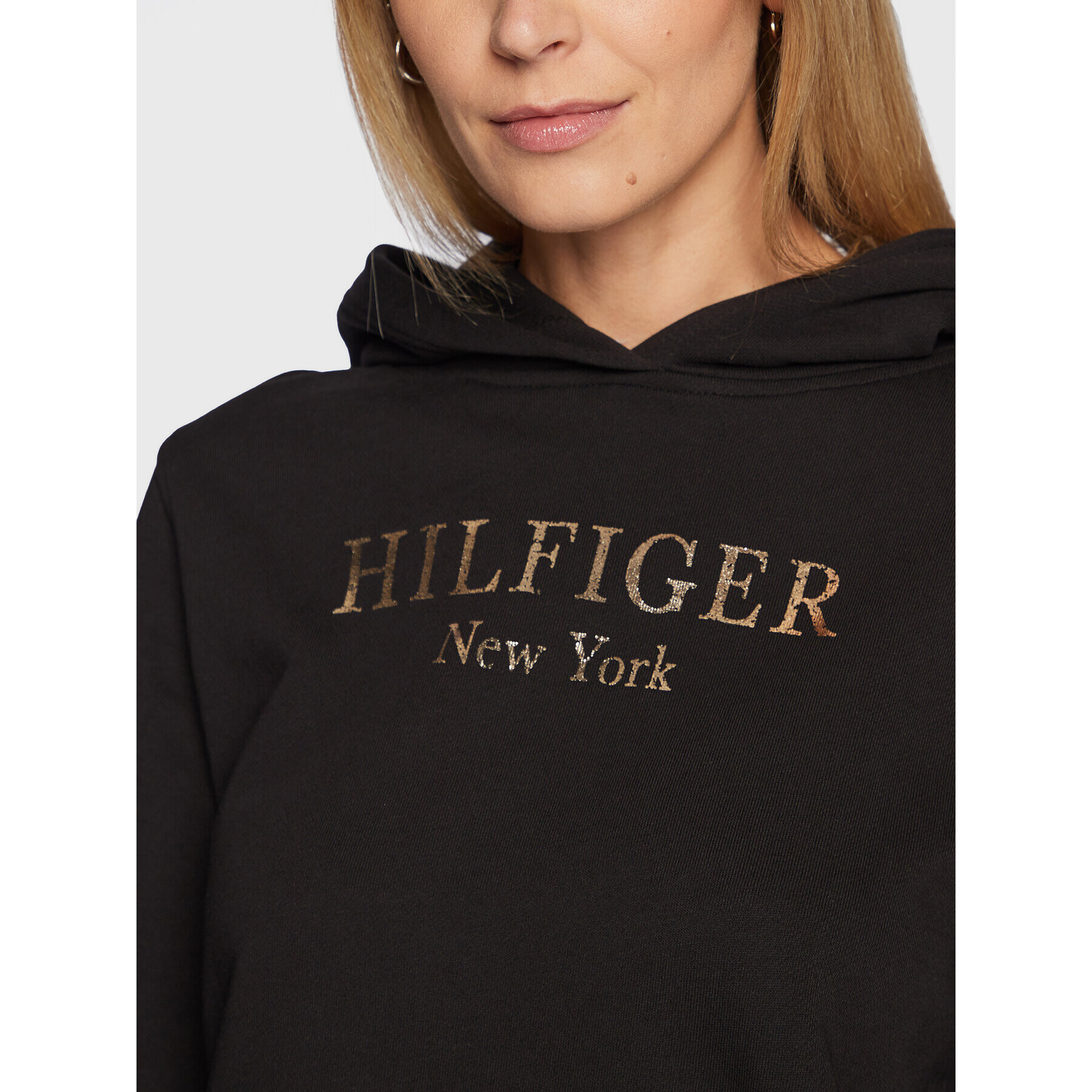 Tommy Hilfiger Суитшърт Foil WW0WW37181 Черен Regular Fit - Pepit.bg