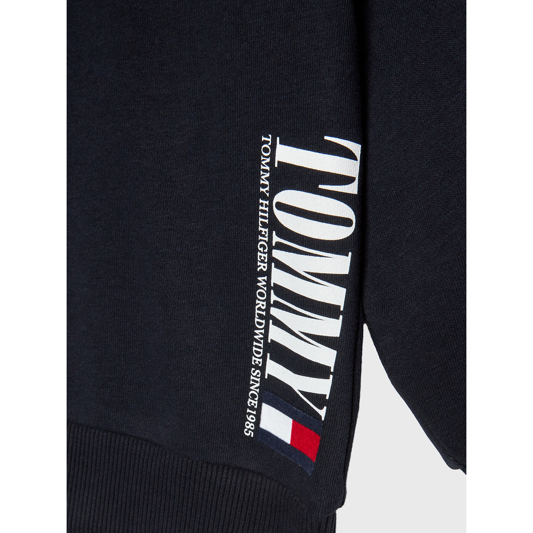 Tommy Hilfiger Суитшърт Graphic KB0KB07772 M Тъмносин Regular Fit - Pepit.bg