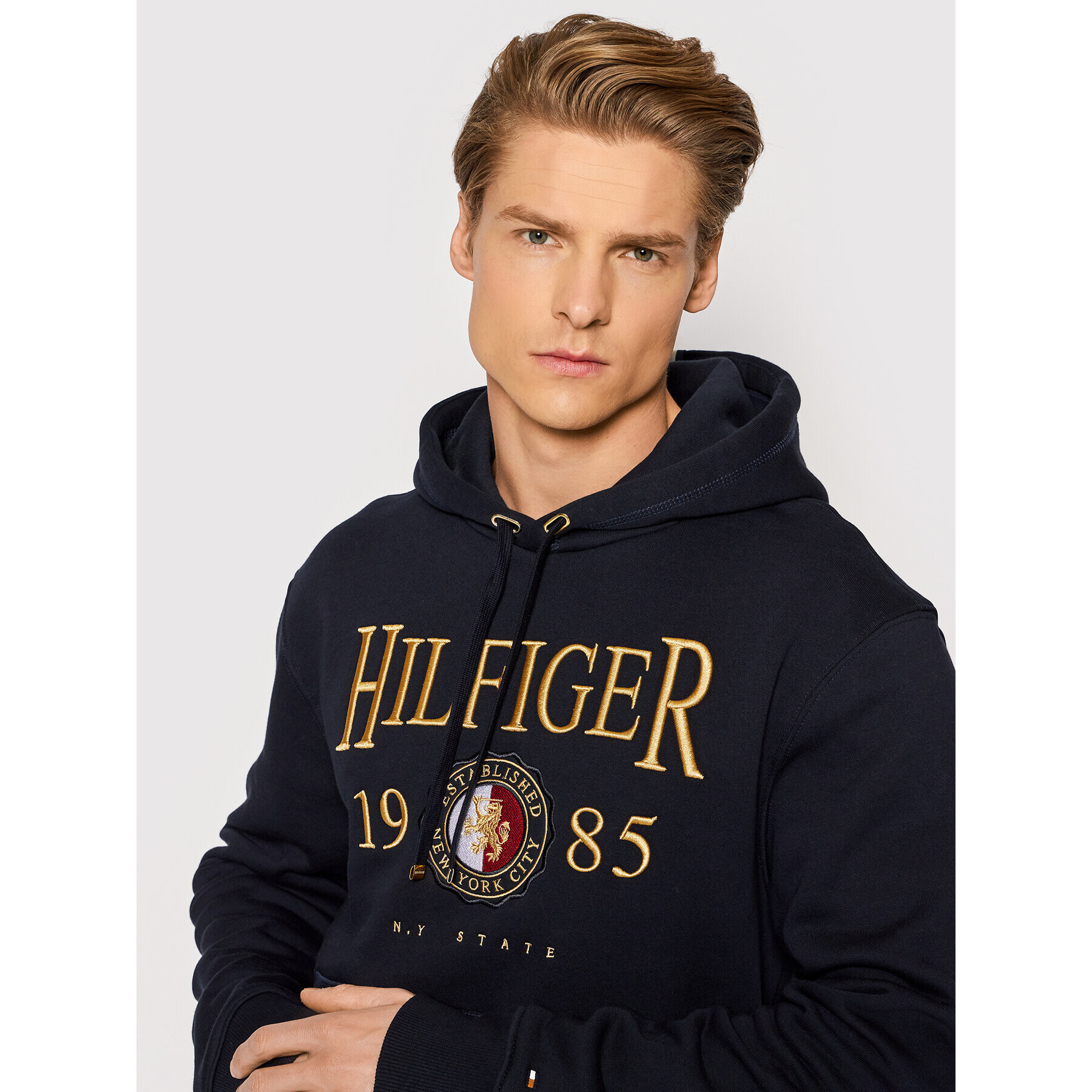 Tommy Hilfiger Суитшърт Icon Crest MW0MW22124 Тъмносин Regular Fit - Pepit.bg