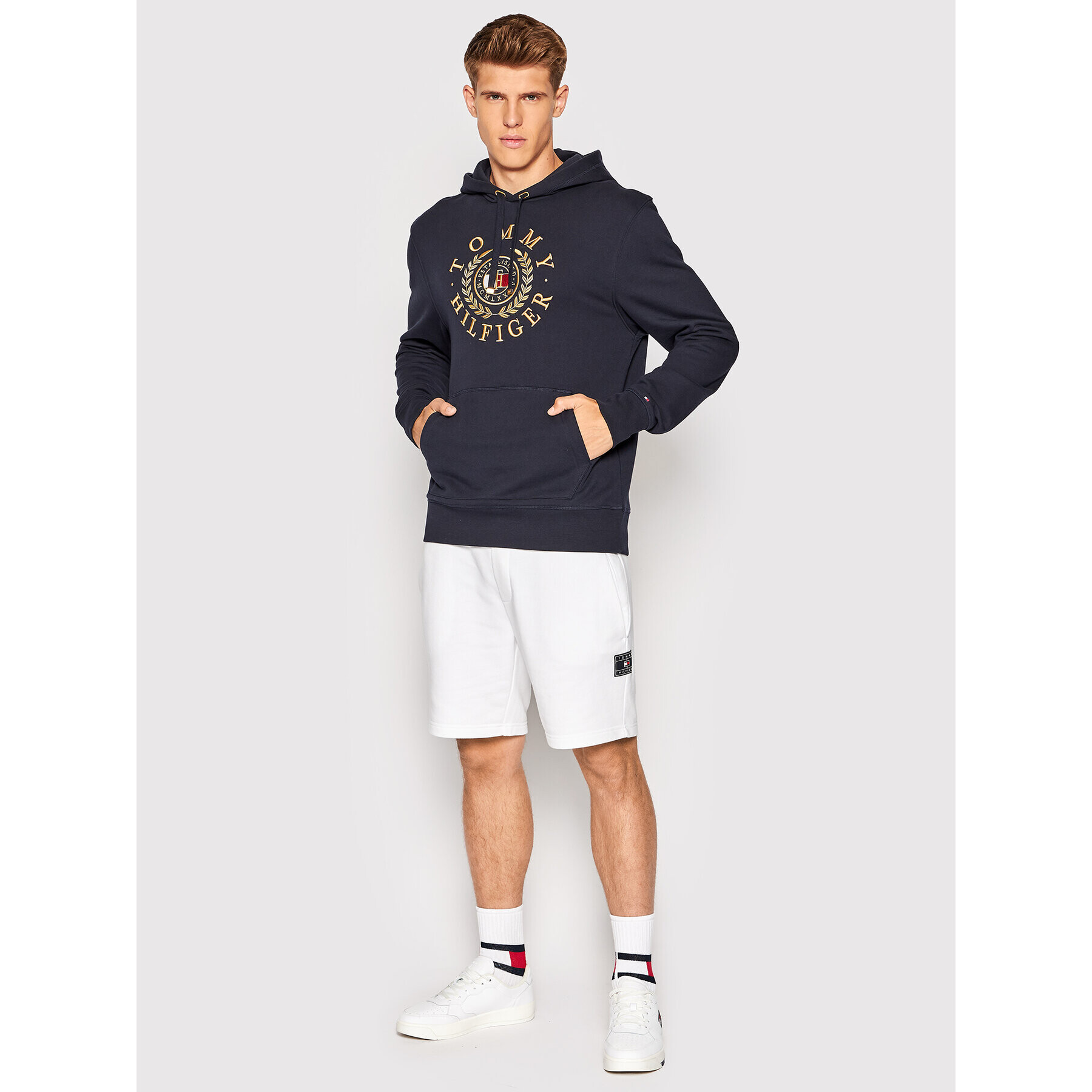 Tommy Hilfiger Суитшърт ICONS Roundall Graphic MW0MW24345 Тъмносин Regular Fit - Pepit.bg