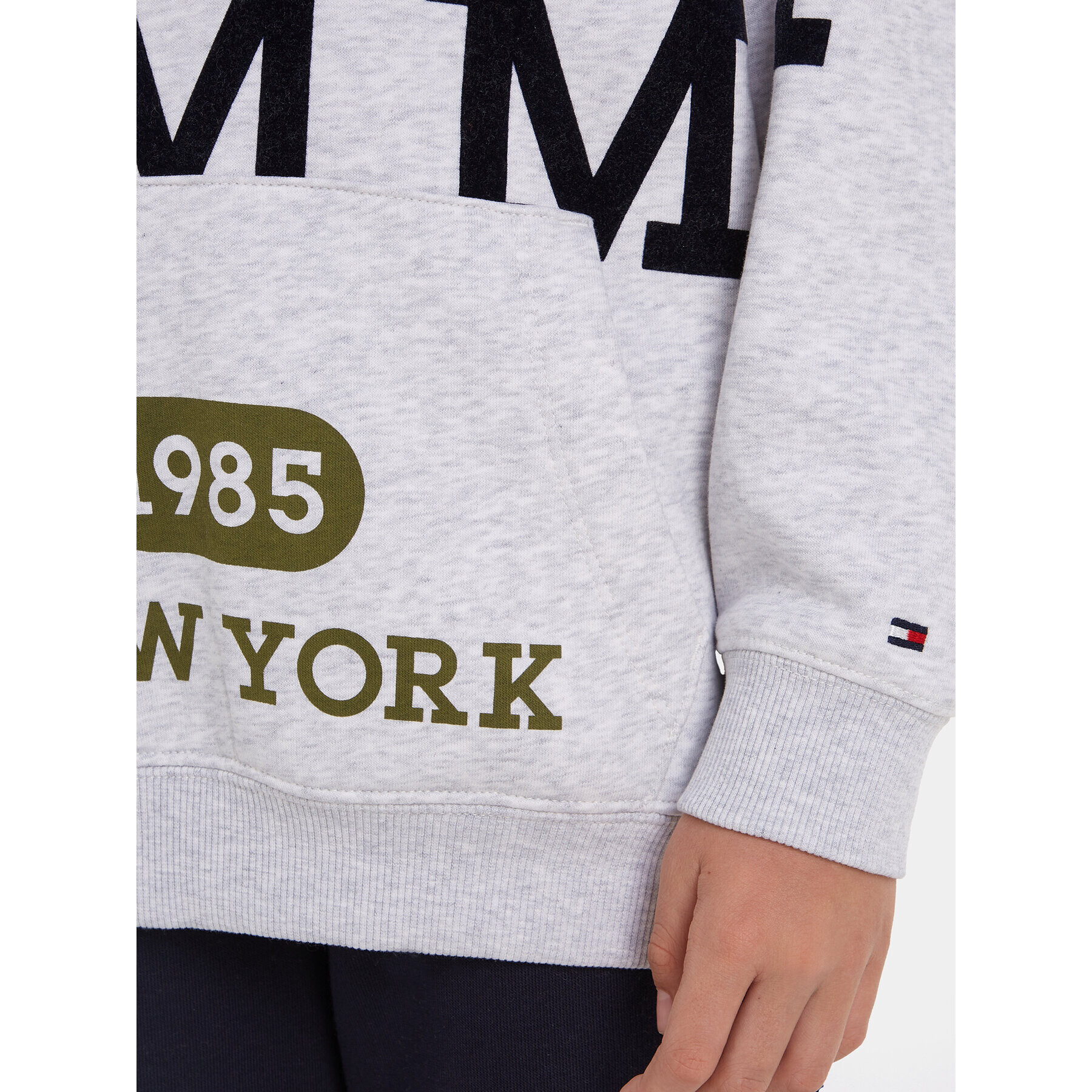 Tommy Hilfiger Суитшърт KB0KB08498 Сив Regular Fit - Pepit.bg