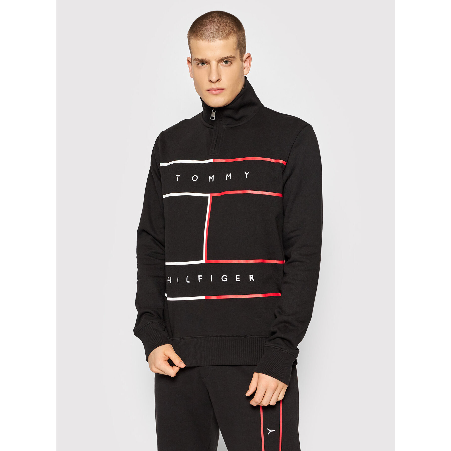 Tommy Hilfiger Суитшърт Large Rwb Flag MW0MW25049 Черен Regular Fit - Pepit.bg