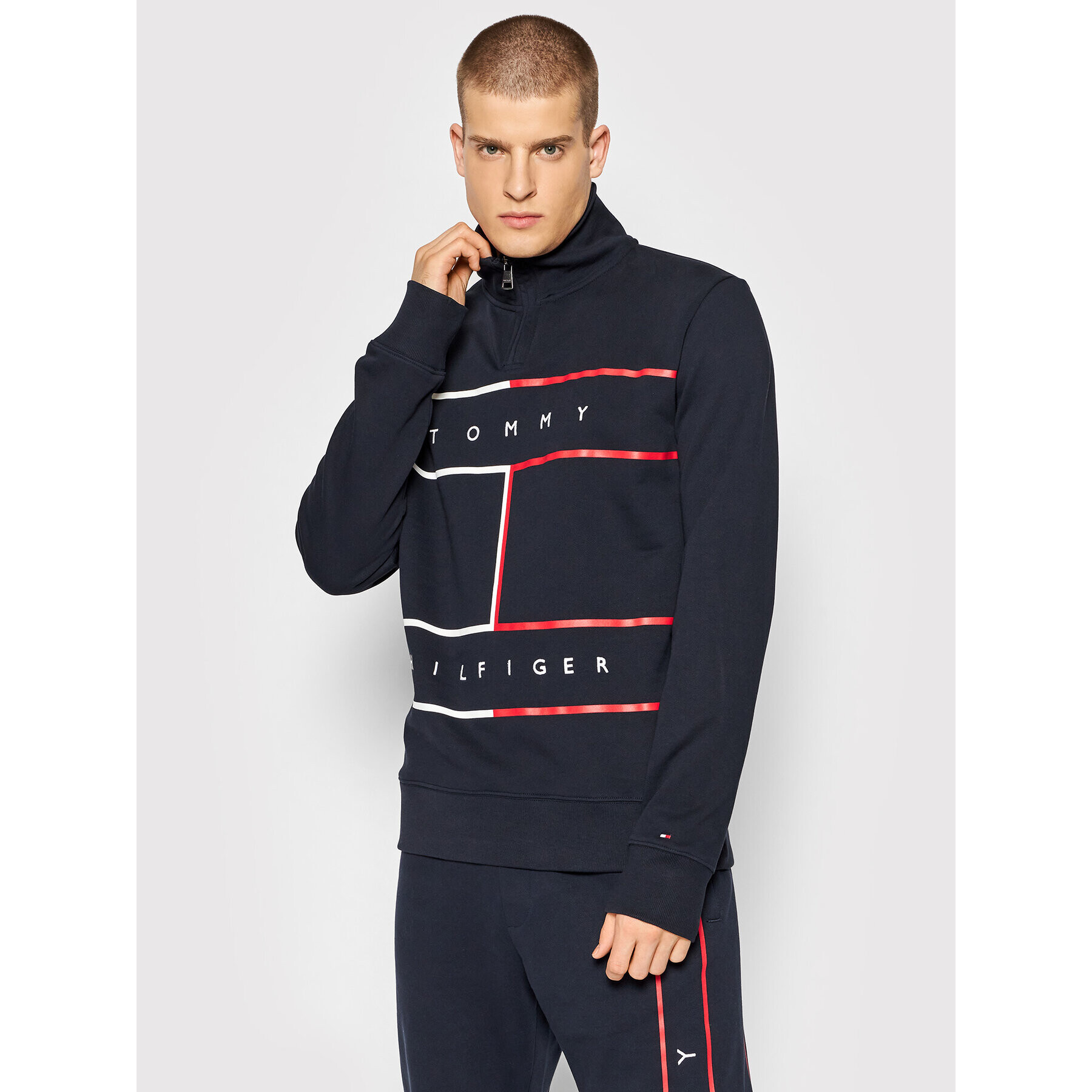 Tommy Hilfiger Суитшърт Large Rwb Flag MW0MW25049 Тъмносин Regular Fit - Pepit.bg