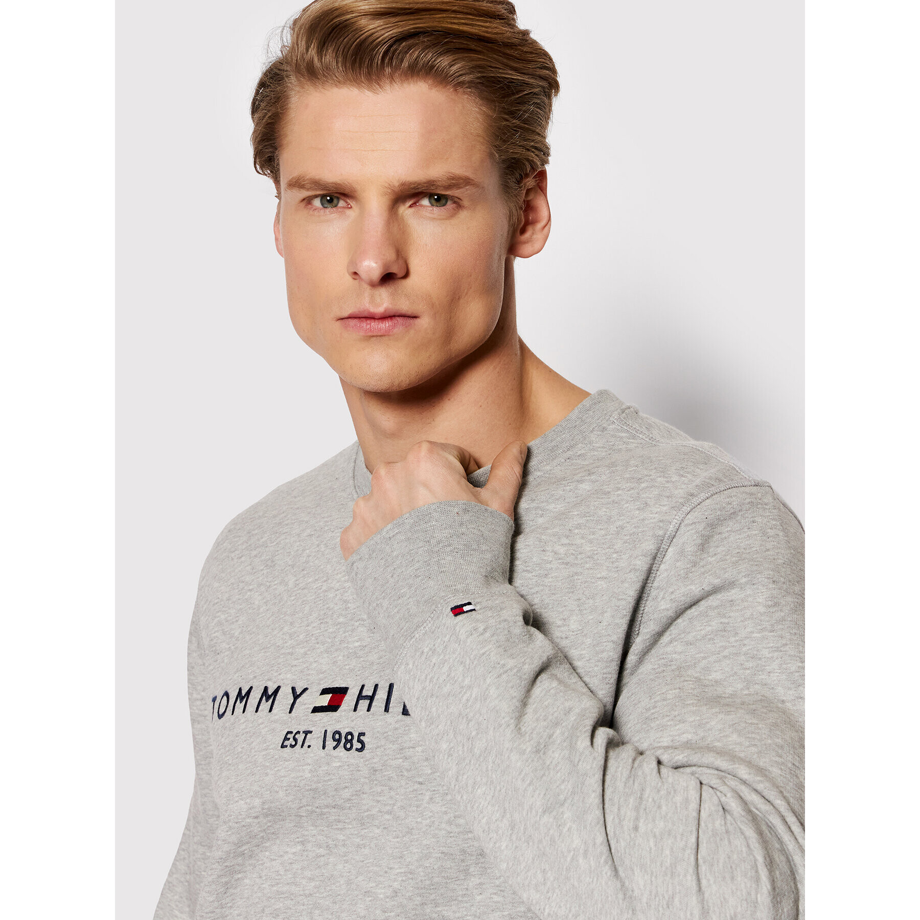 Tommy Hilfiger Суитшърт Logo MW0MW11596 Сив Regular Fit - Pepit.bg