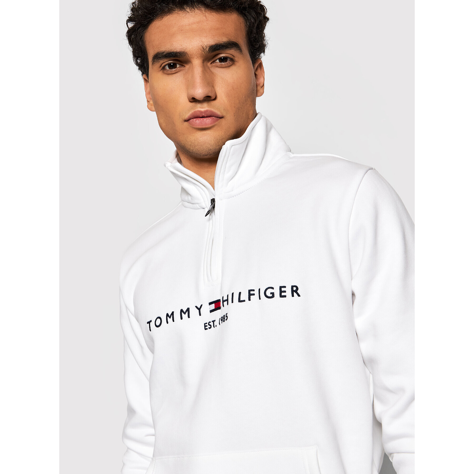 Tommy Hilfiger Суитшърт Logo MW0MW20954 Бял Regular Fit - Pepit.bg