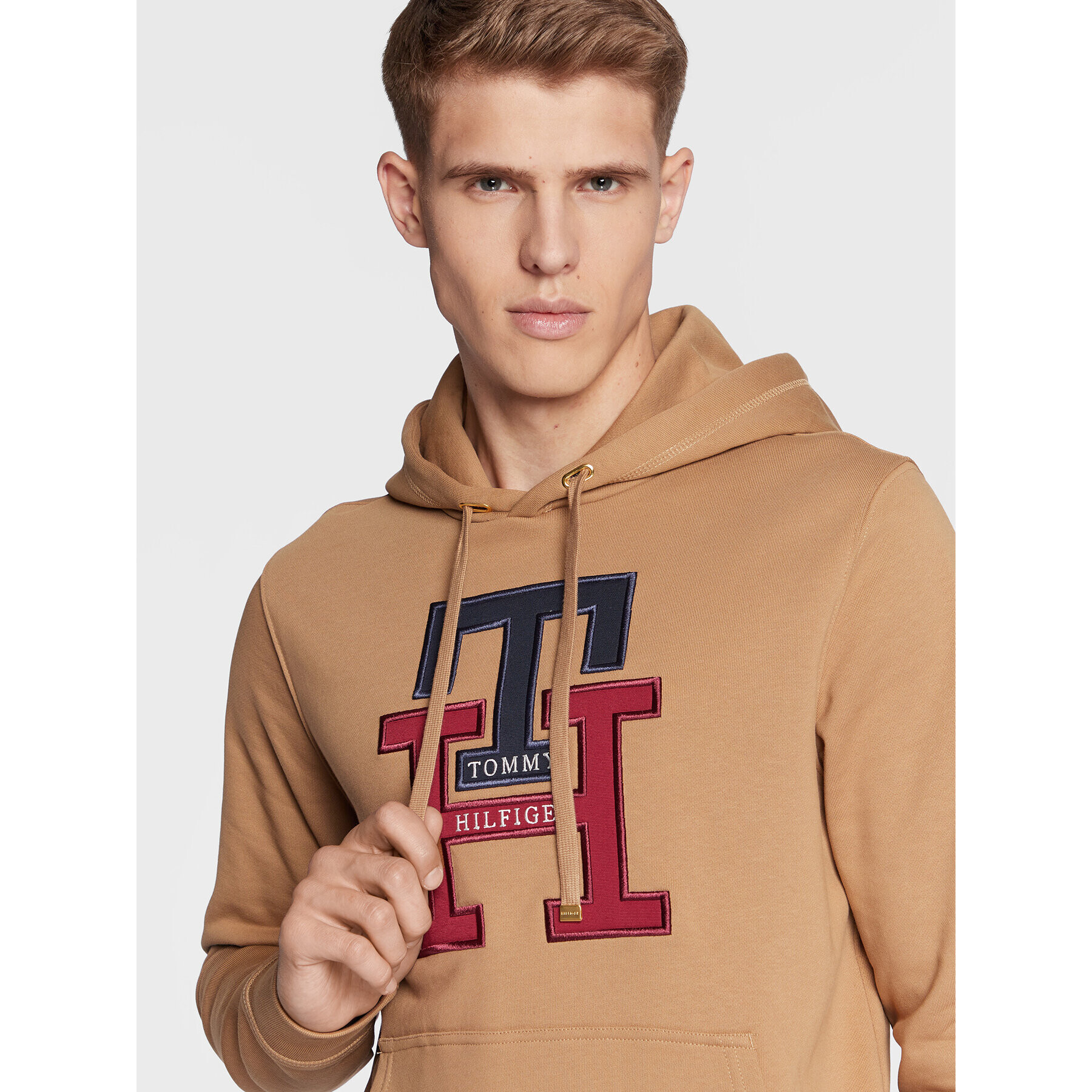 Tommy Hilfiger Суитшърт Lux Monogram MW0MW28187 Кафяв Regular Fit - Pepit.bg