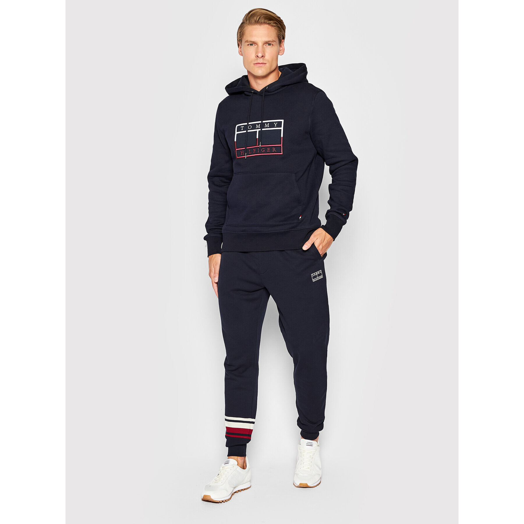 Tommy Hilfiger Суитшърт MW0MW25600 Тъмносин Regular Fit - Pepit.bg