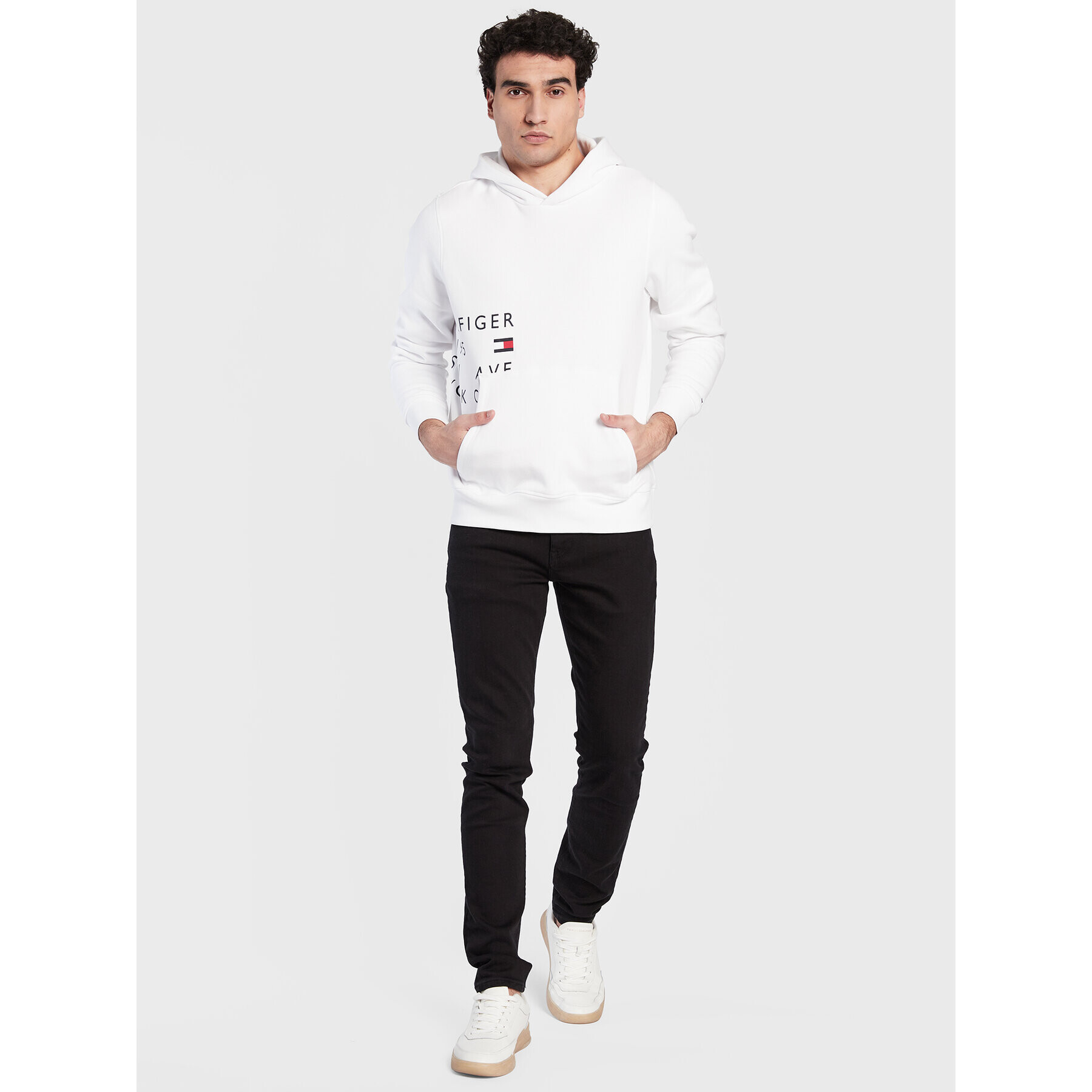 Tommy Hilfiger Суитшърт Off Placement Text MW0MW29303 Бял Regular Fit - Pepit.bg