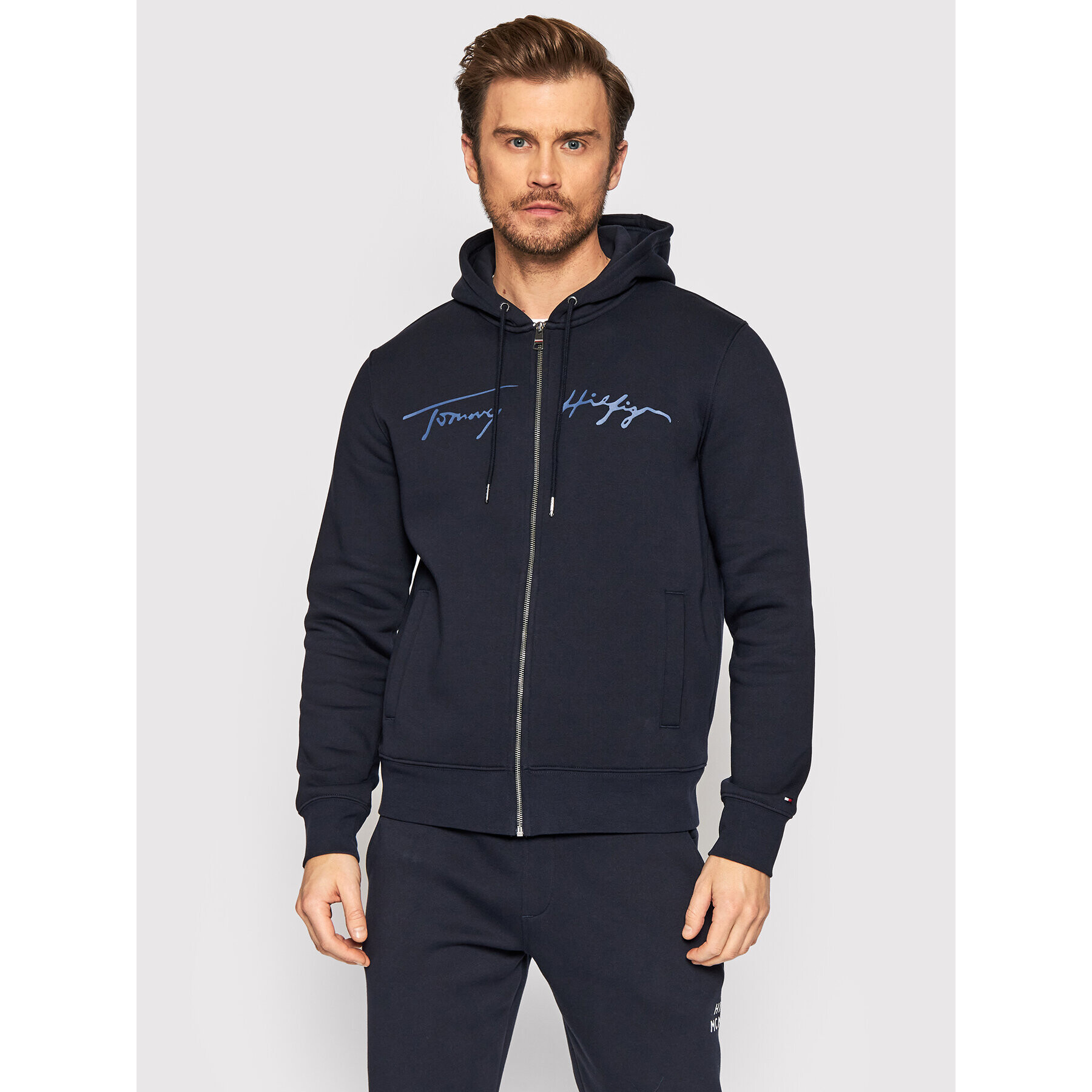 Tommy Hilfiger Суитшърт Signature Graphic MW0MW24540 Тъмносин Regular Fit - Pepit.bg