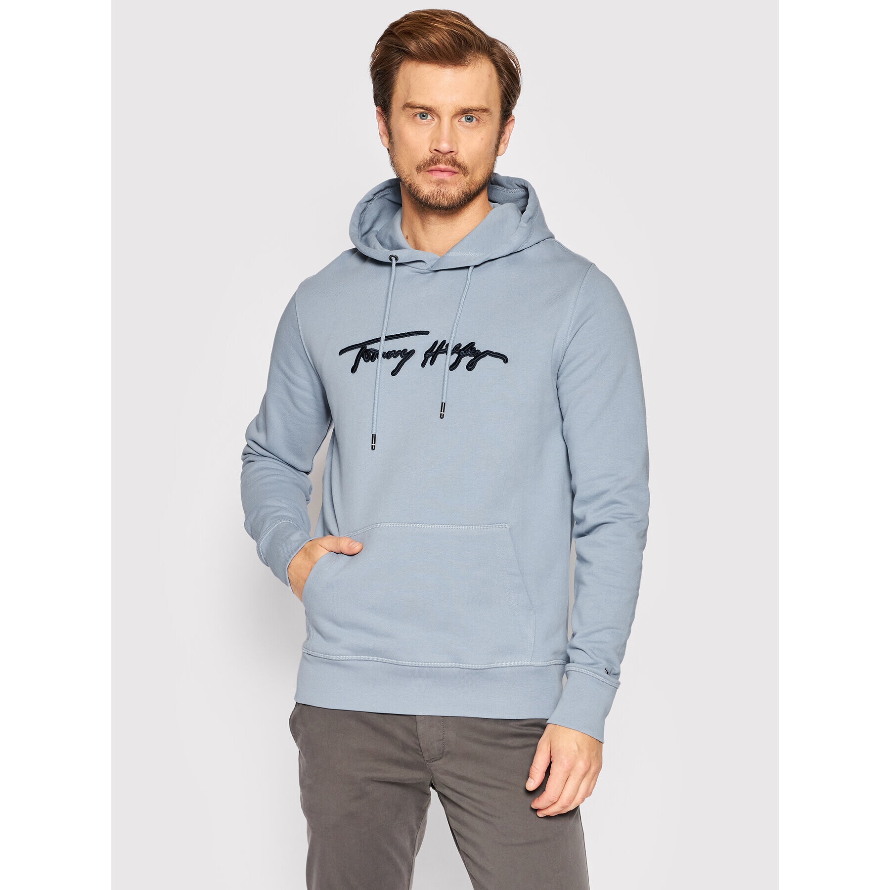 Tommy Hilfiger Суитшърт Signature Graphic MW0MW25057 Син Regular Fit - Pepit.bg