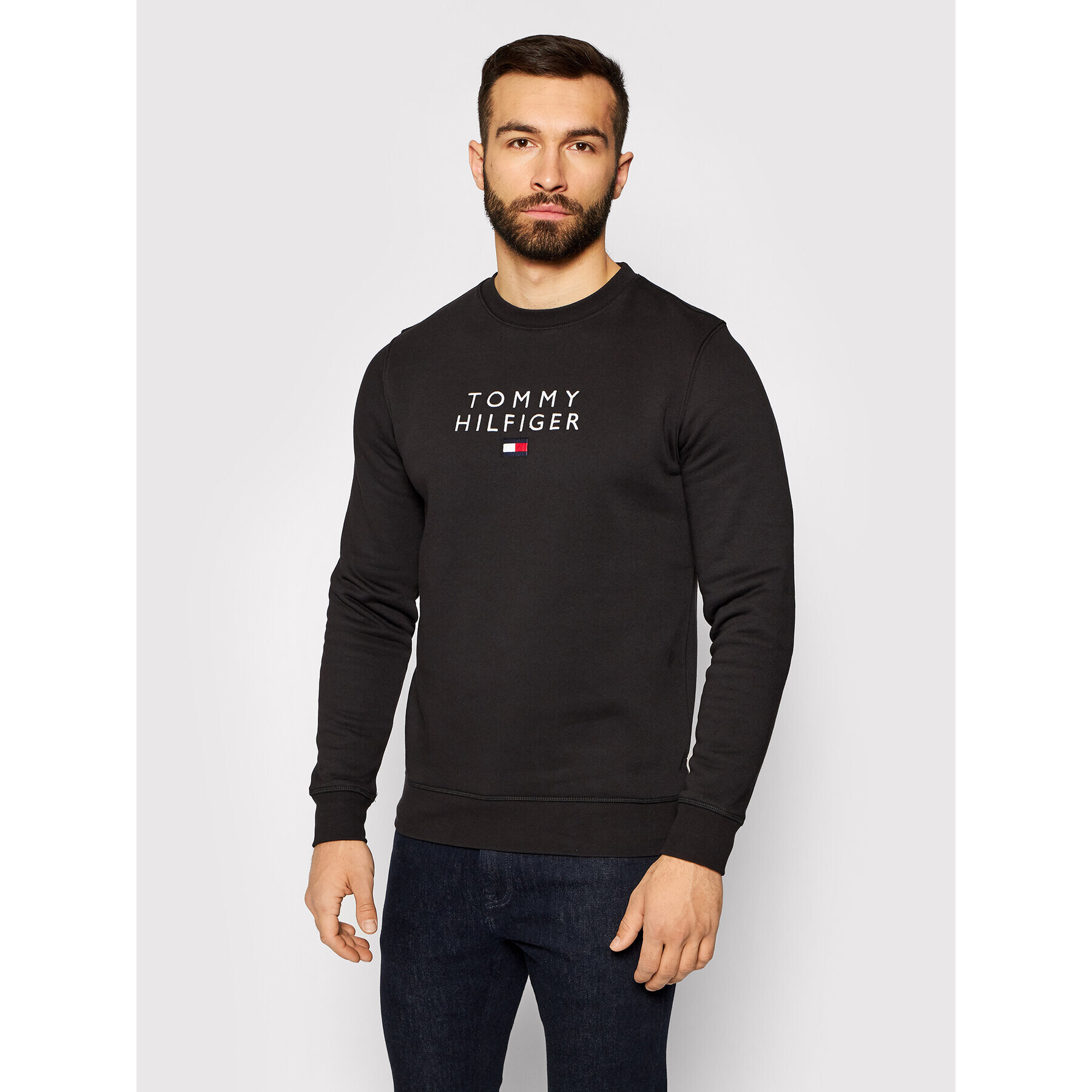 Tommy Hilfiger Суитшърт Stacked Flag Crewneck MW0MW18299 Черен Regular Fit - Pepit.bg