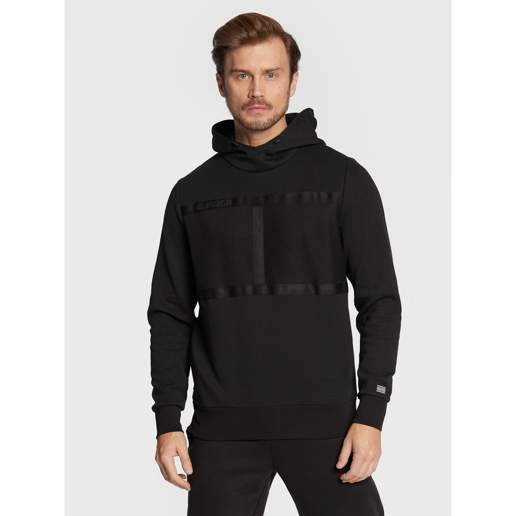 Tommy Hilfiger Суитшърт Tech Ess Mesh Panel MW0MW27558 Черен Regular Fit - Pepit.bg