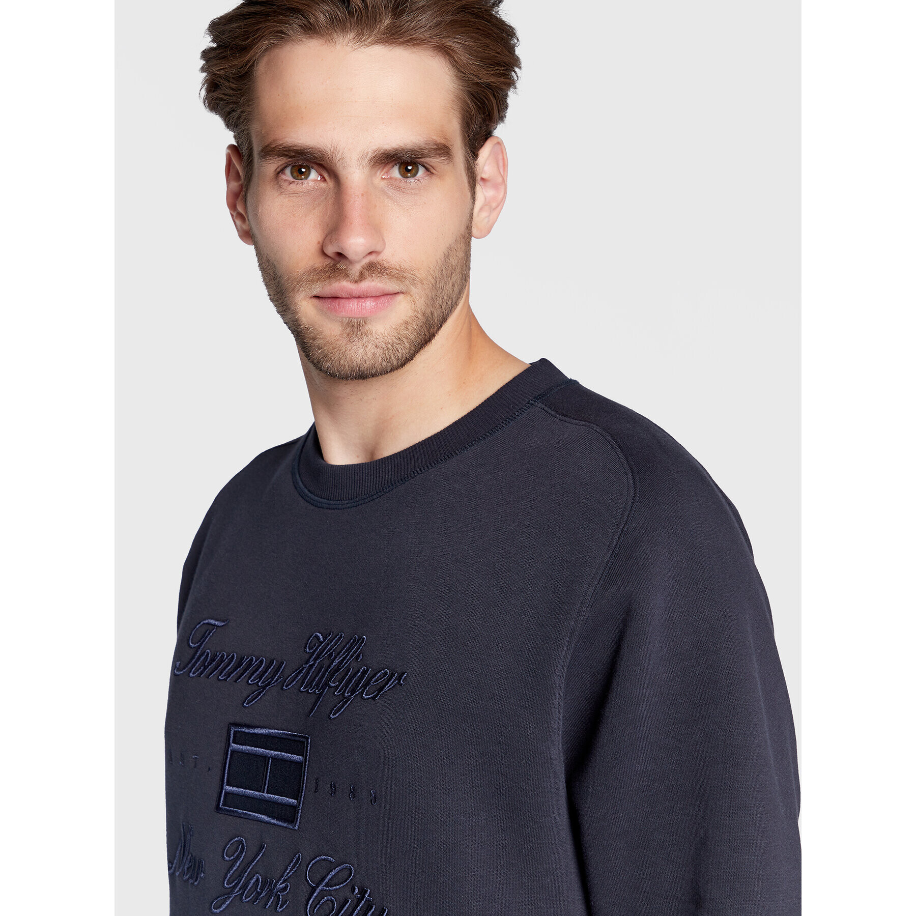 Tommy Hilfiger Суитшърт Tipped Mixed MW0MW27895 Тъмносин Relaxed Fit - Pepit.bg