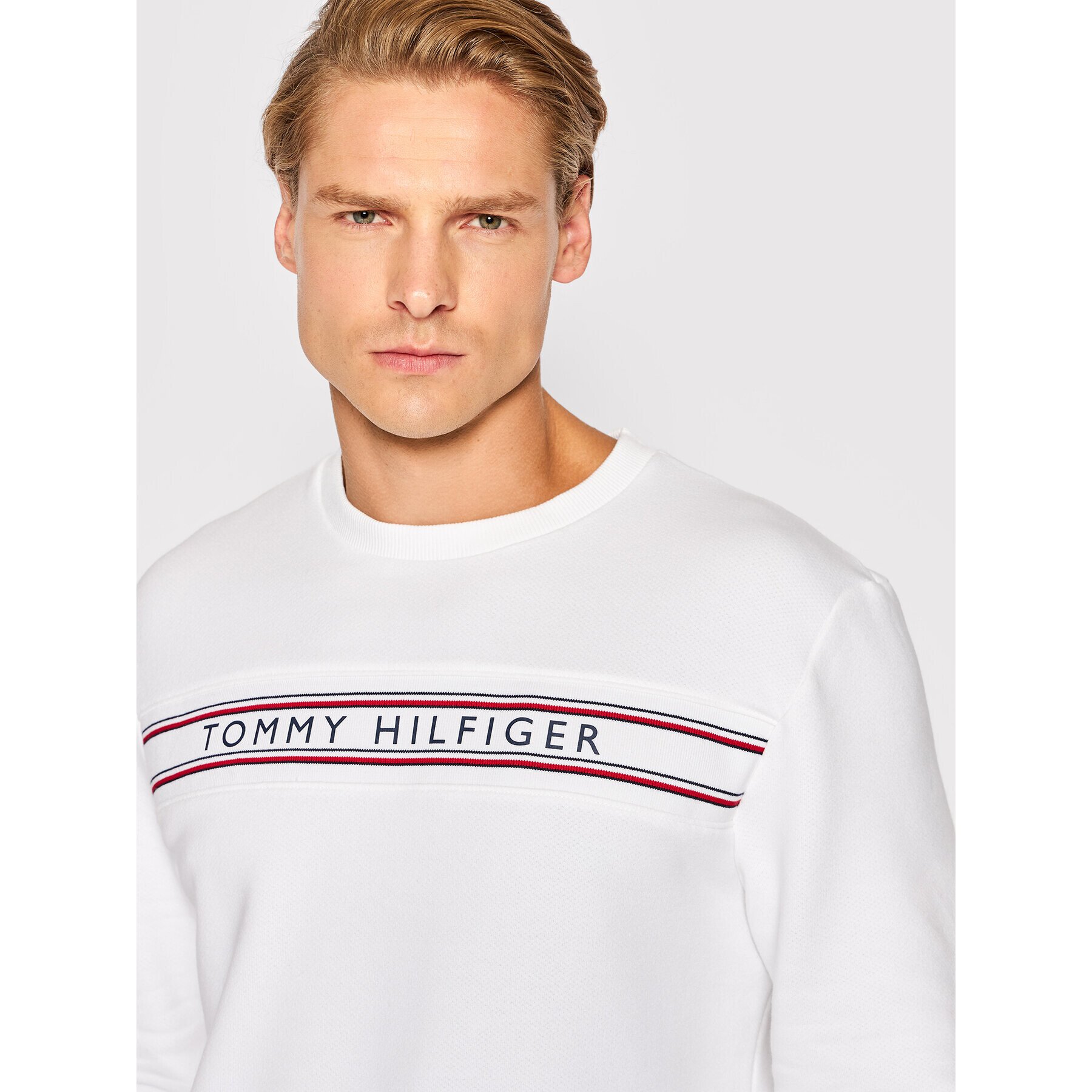 Tommy Hilfiger Суитшърт Track Top UM0UM02426 Бял Regular Fit - Pepit.bg