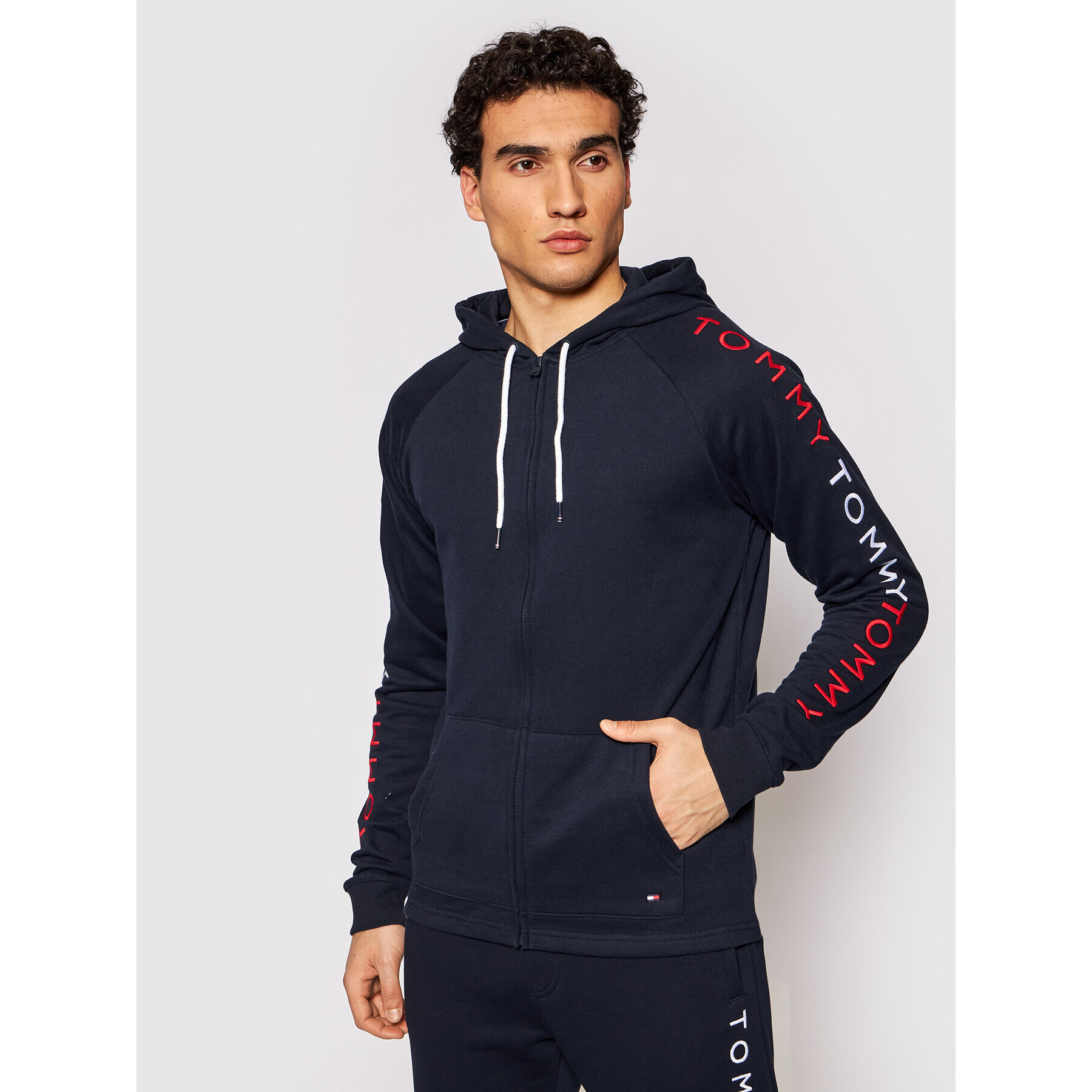 Tommy Hilfiger Суитшърт UM0UM02136 Тъмносин Regular Fit - Pepit.bg