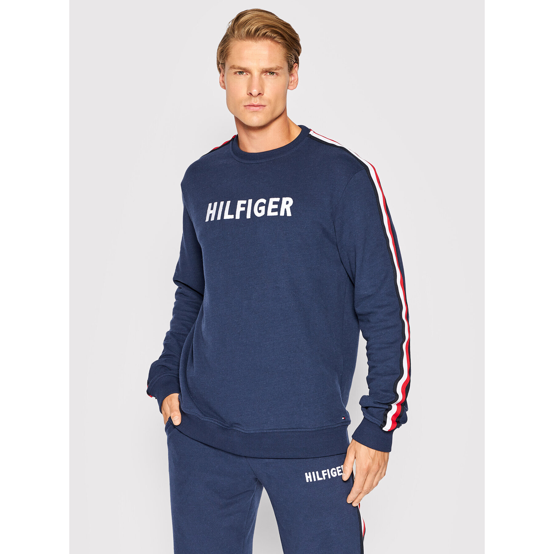 Tommy Hilfiger Суитшърт UM0UM02442 Тъмносин Regular Fit - Pepit.bg