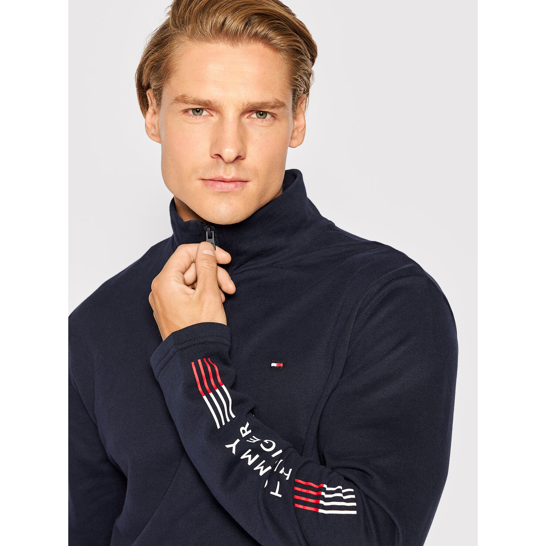 Tommy Hilfiger Суитшърт UM0UM02521 Тъмносин Regular Fit - Pepit.bg