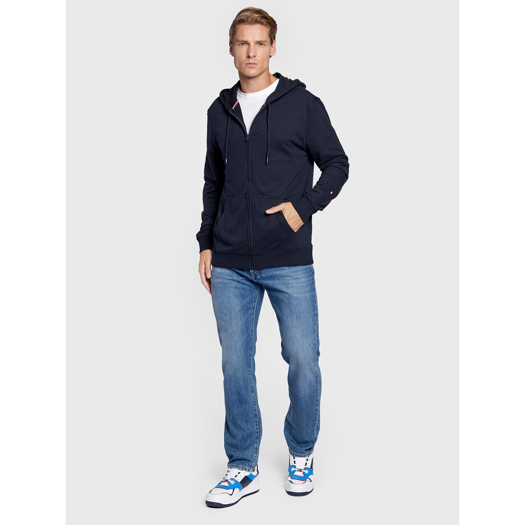 Tommy Hilfiger Суитшърт UM0UM02625 Тъмносин Relaxed Fit - Pepit.bg