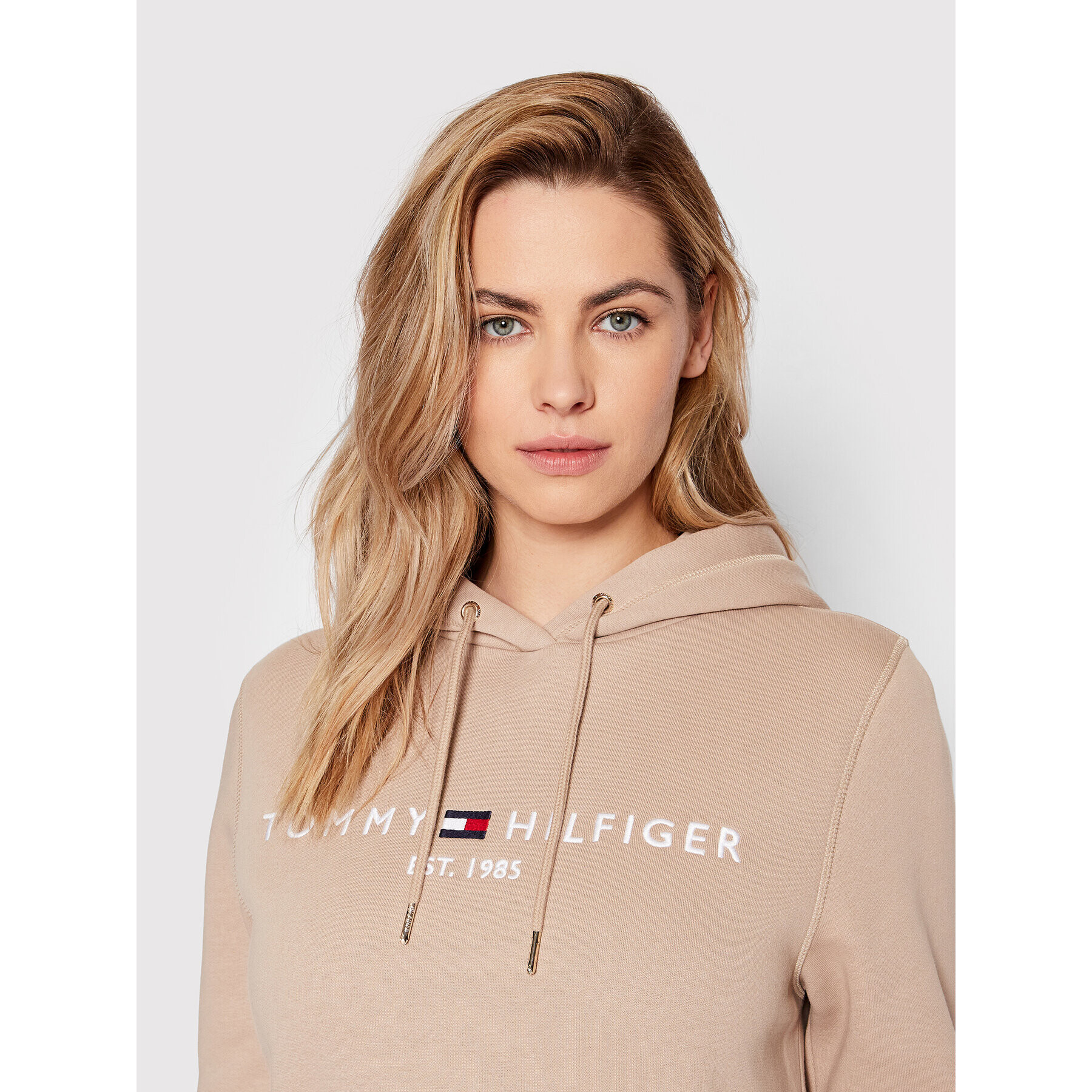 Tommy Hilfiger Суитшърт WW0WW26410 Бежов Regular Fit - Pepit.bg