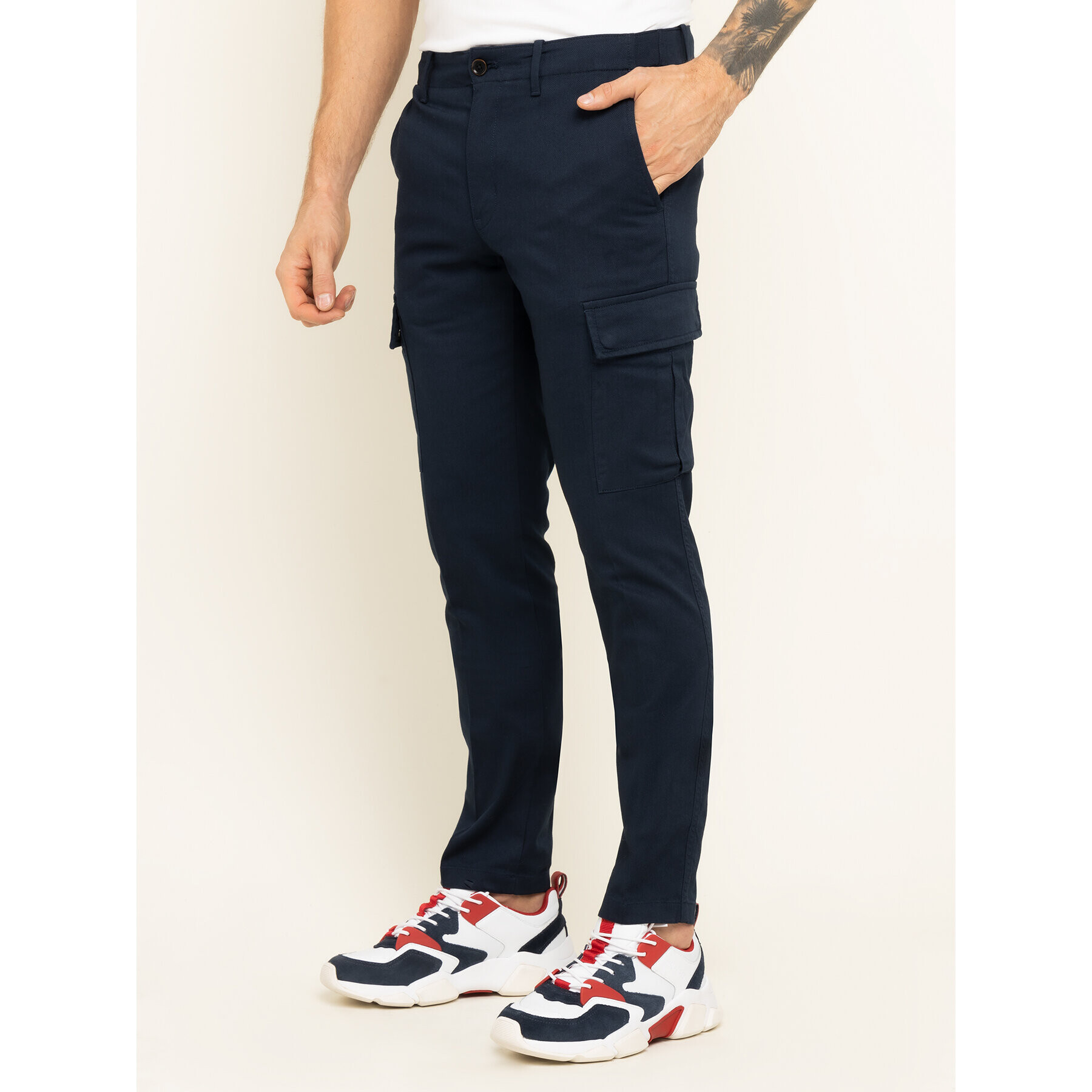 Tommy Hilfiger Текстилни панталони Bleecker Cargo MW0MW12593 Тъмносин Slim Fit - Pepit.bg