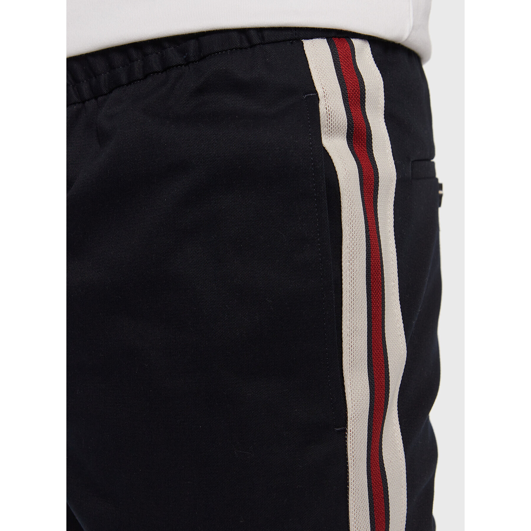 Tommy Hilfiger Текстилни панталони Chelsea Pull On Side Tape MW0MW29098 Тъмносин Relaxed Fit - Pepit.bg