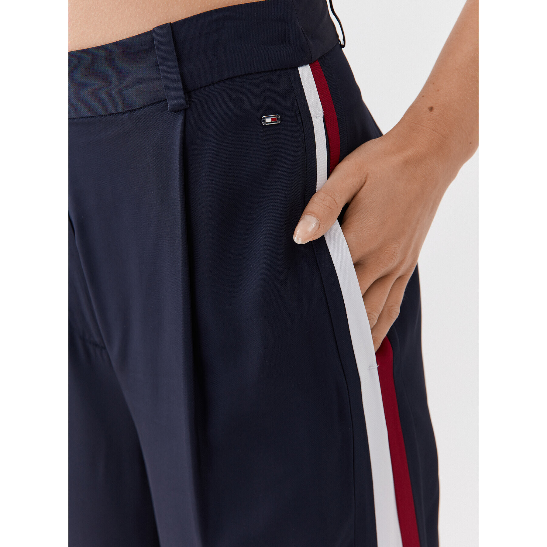 Tommy Hilfiger Текстилни панталони WW0WW39069 Тъмносин Relaxed Fit - Pepit.bg