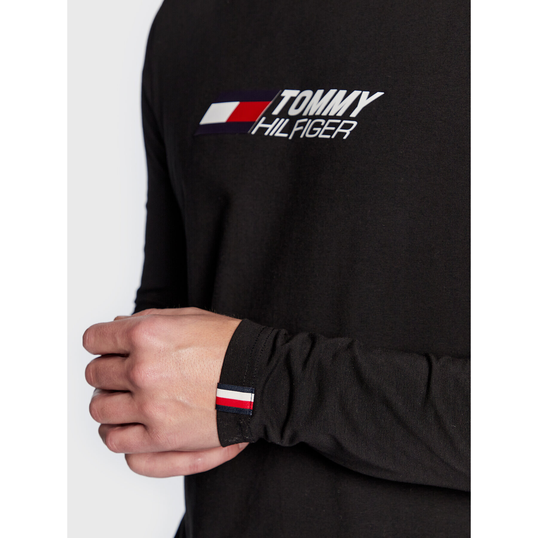 Tommy Hilfiger Тениска с дълъг ръкав Essentials MW0MW28934 Черен Regular Fit - Pepit.bg